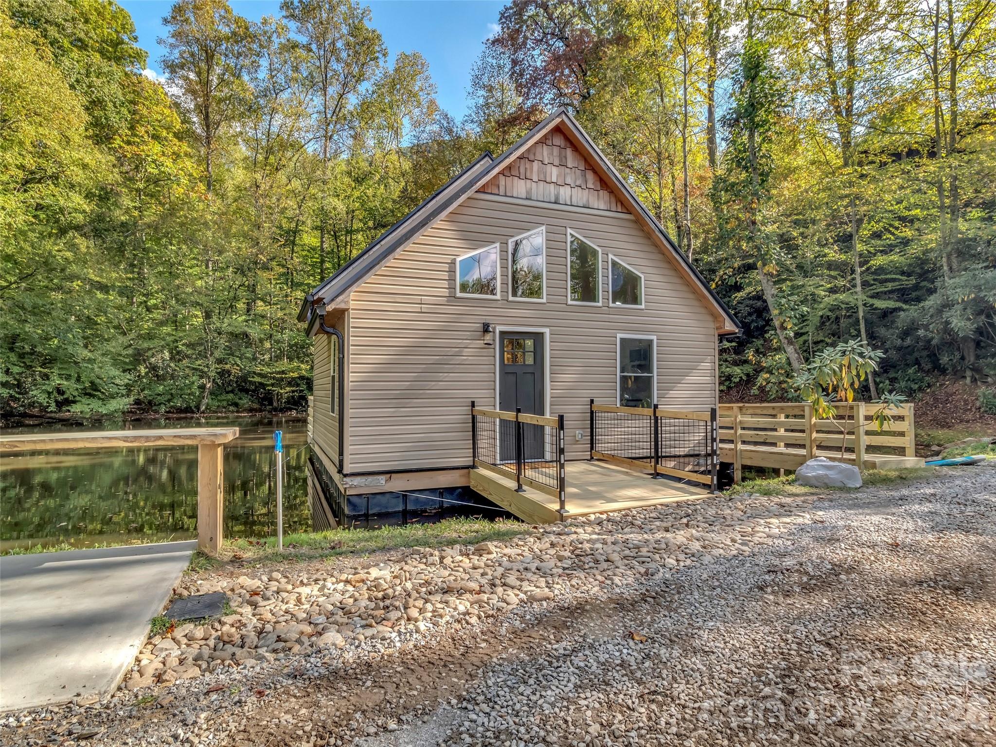 535 Hemlock Loop Property Photo 42