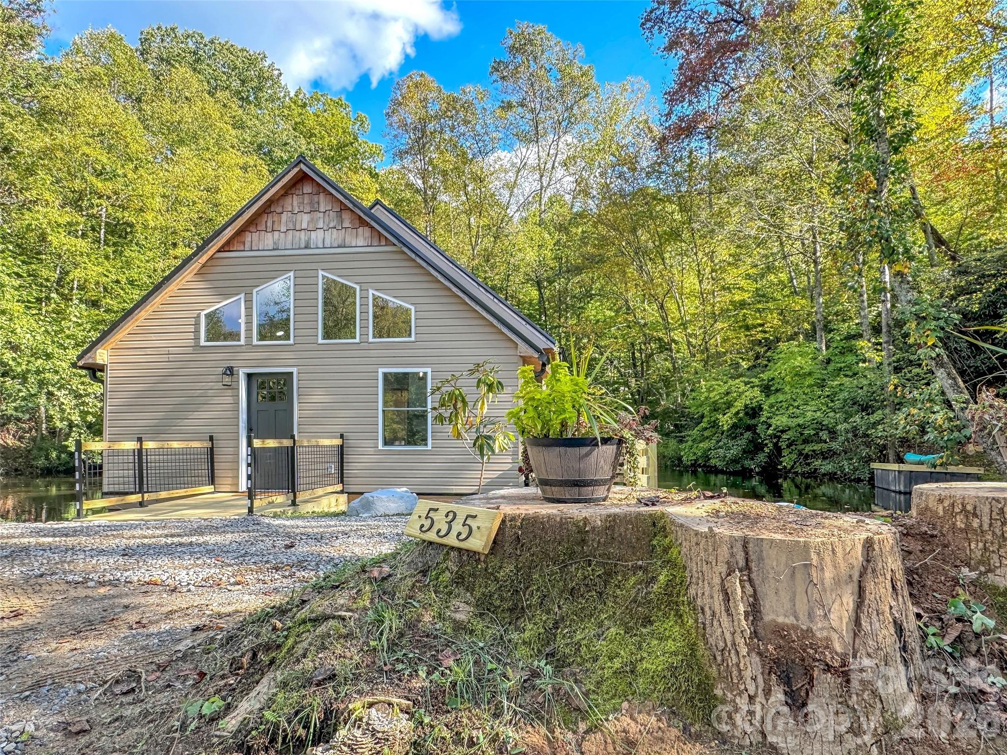 535 Hemlock Loop Property Photo 43