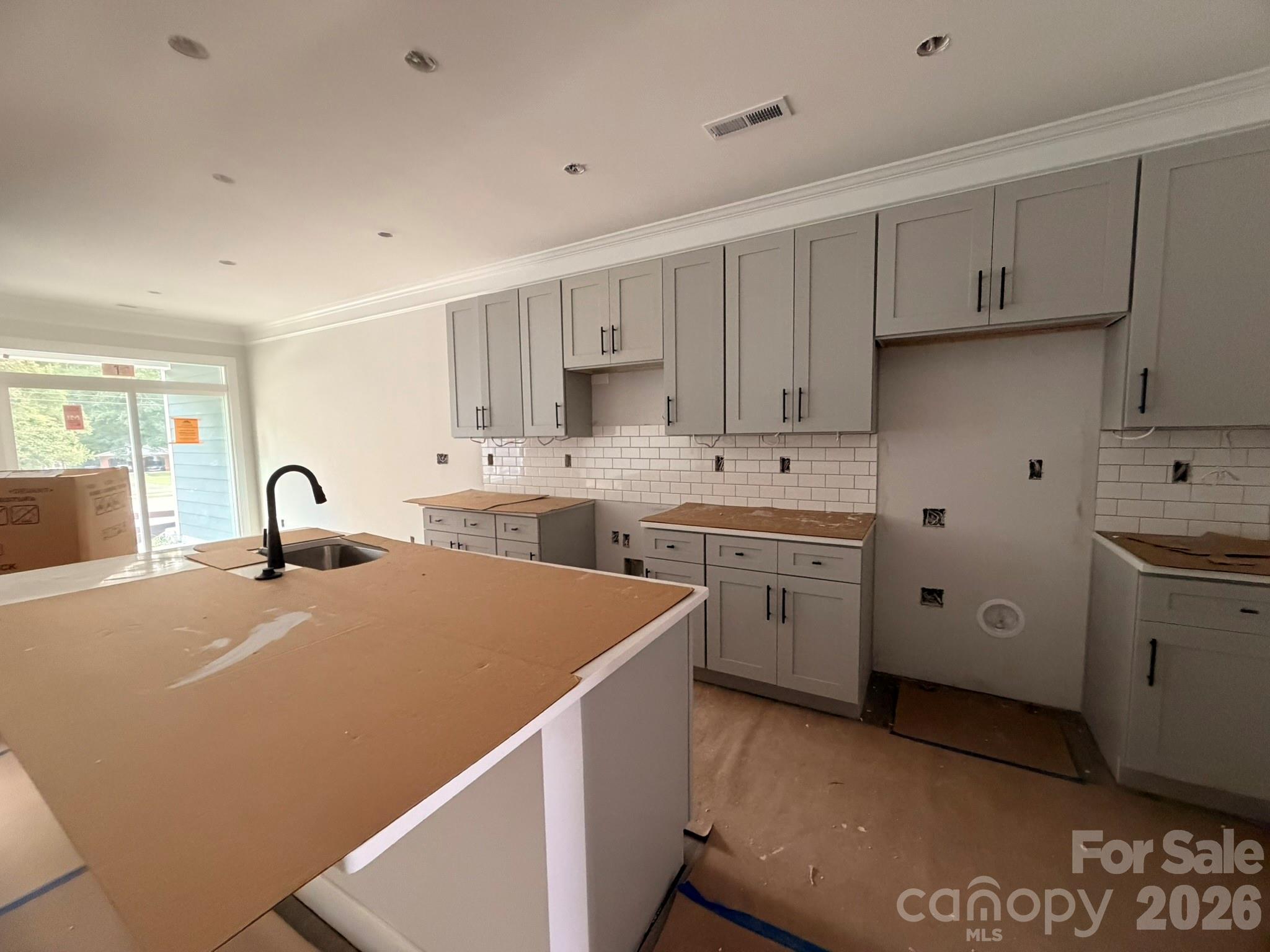 4370 Black Court Property Photo 4