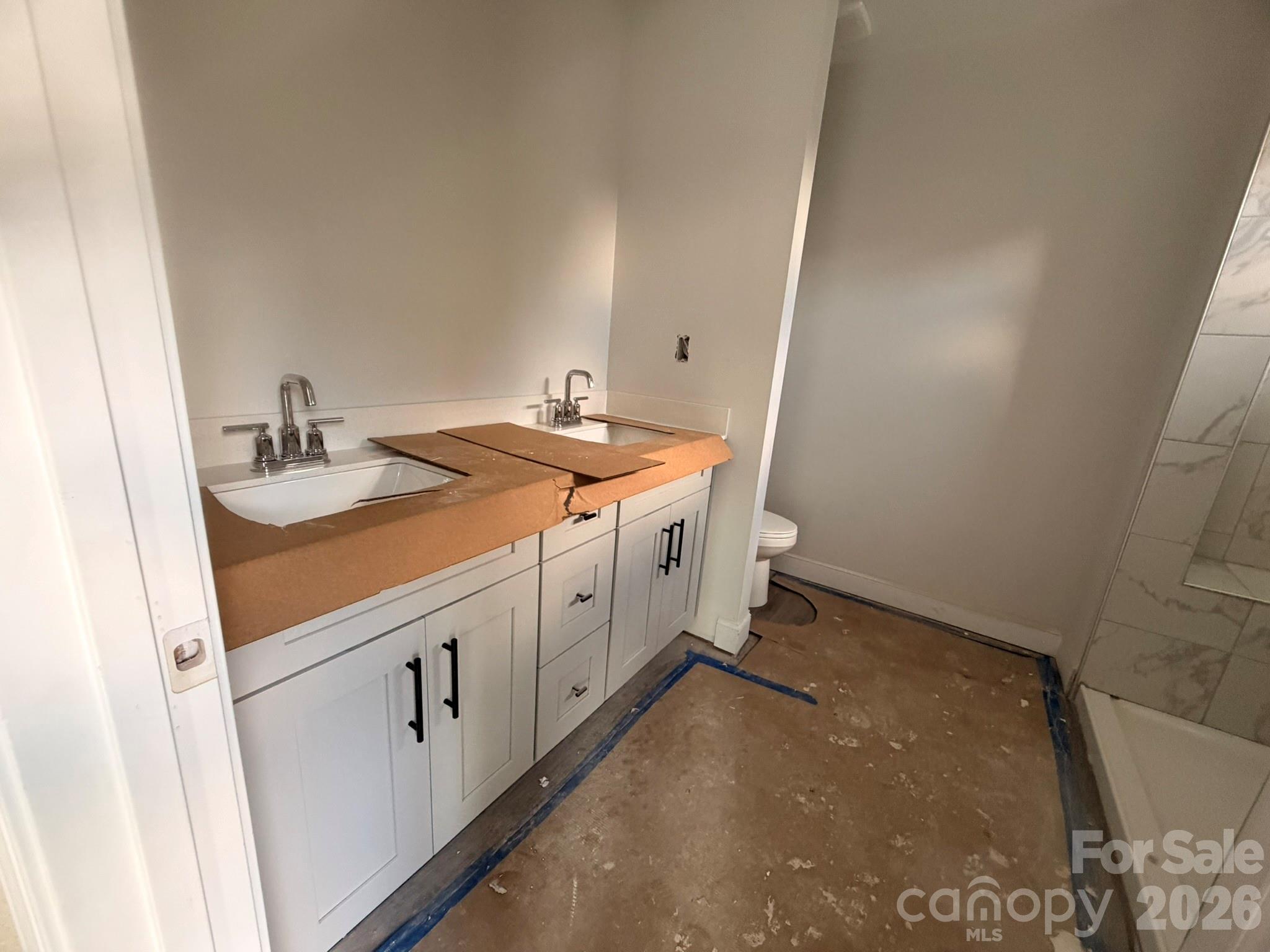 4370 Black Court Property Photo 9