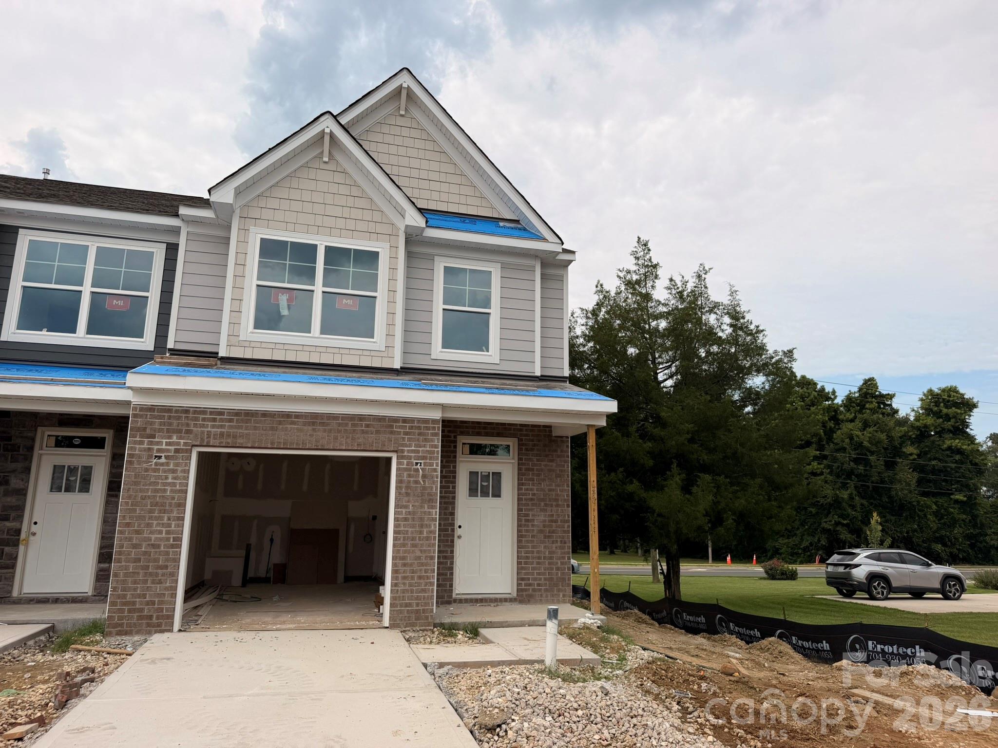 4364 Black Court Property Photo 1