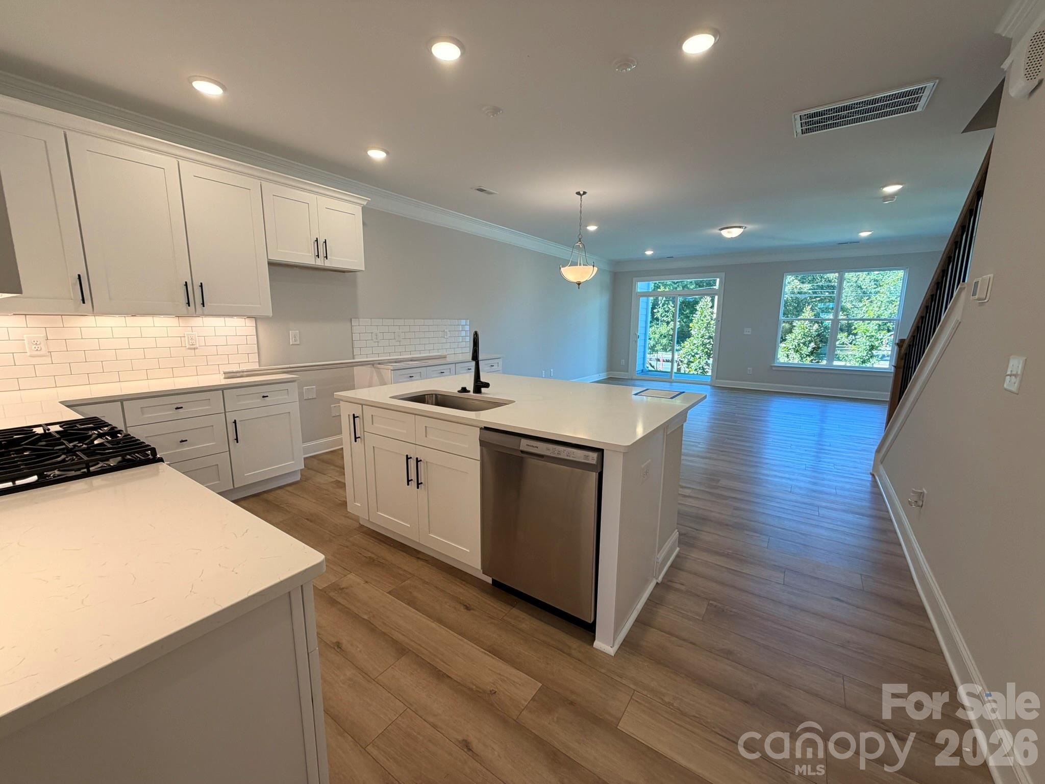 4364 Black Court Property Photo 5