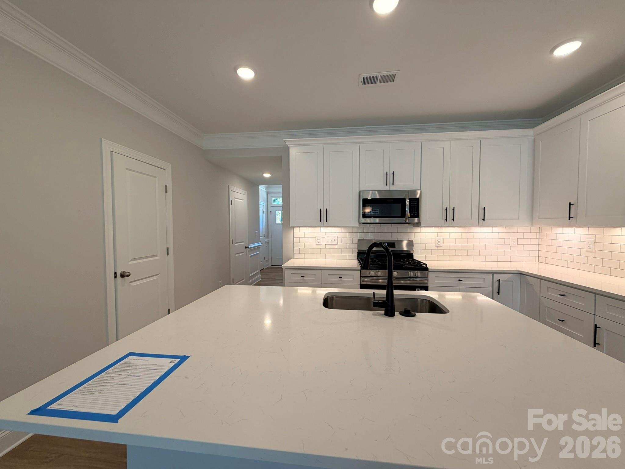 4364 Black Court Property Photo 9