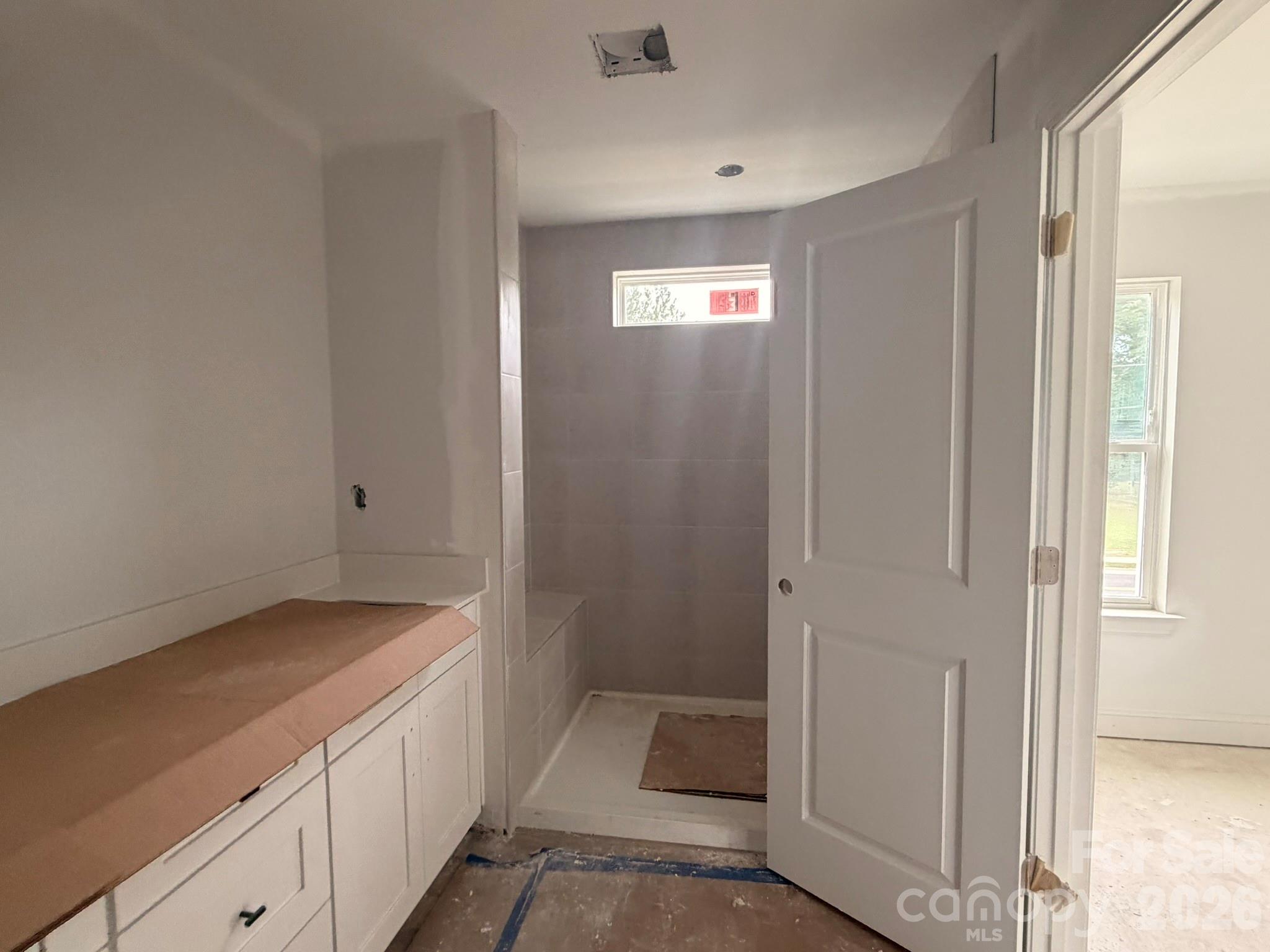 4364 Black Court Property Photo 10