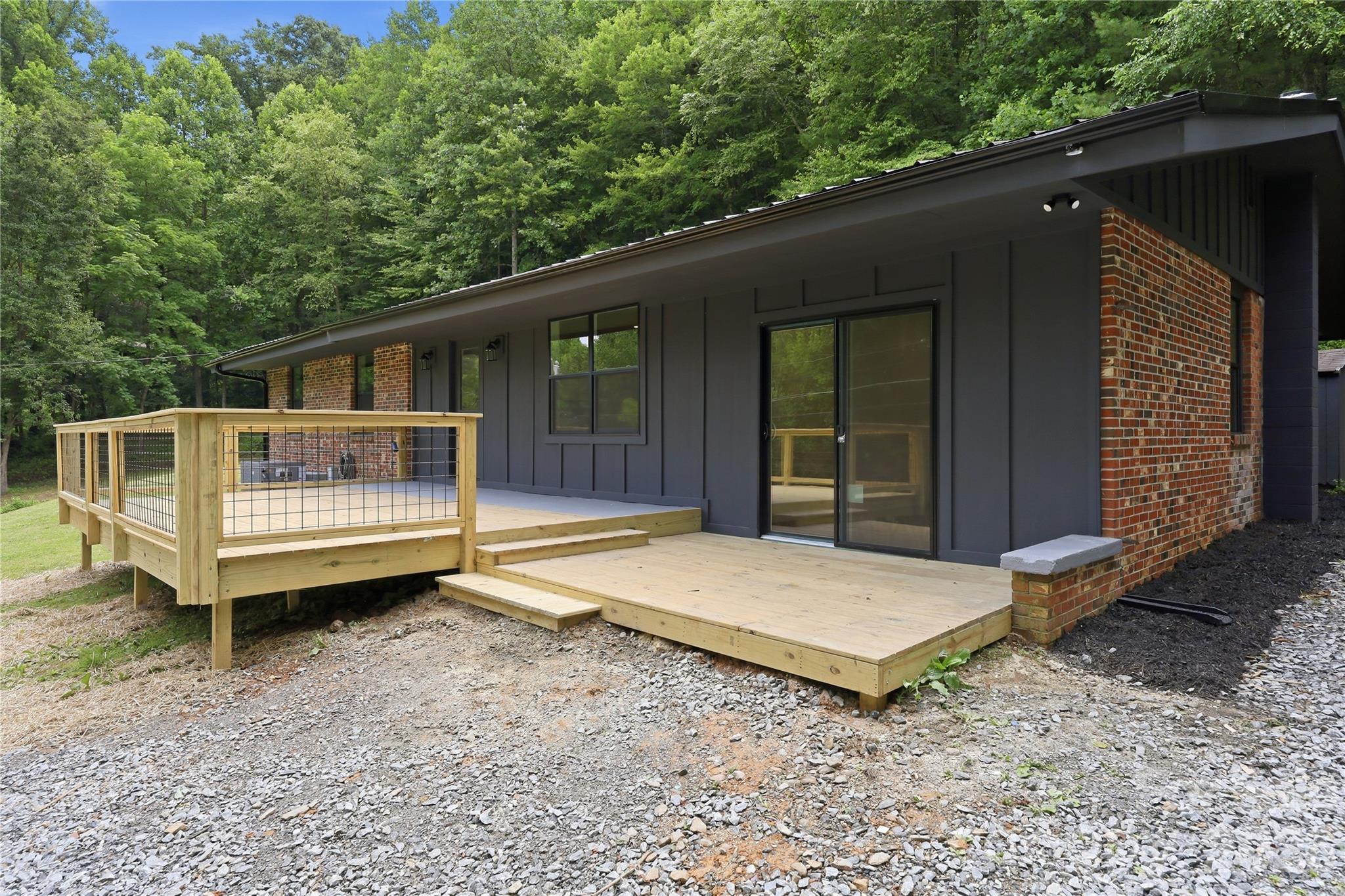30 Top Of The Mountain Road Property Photo 1