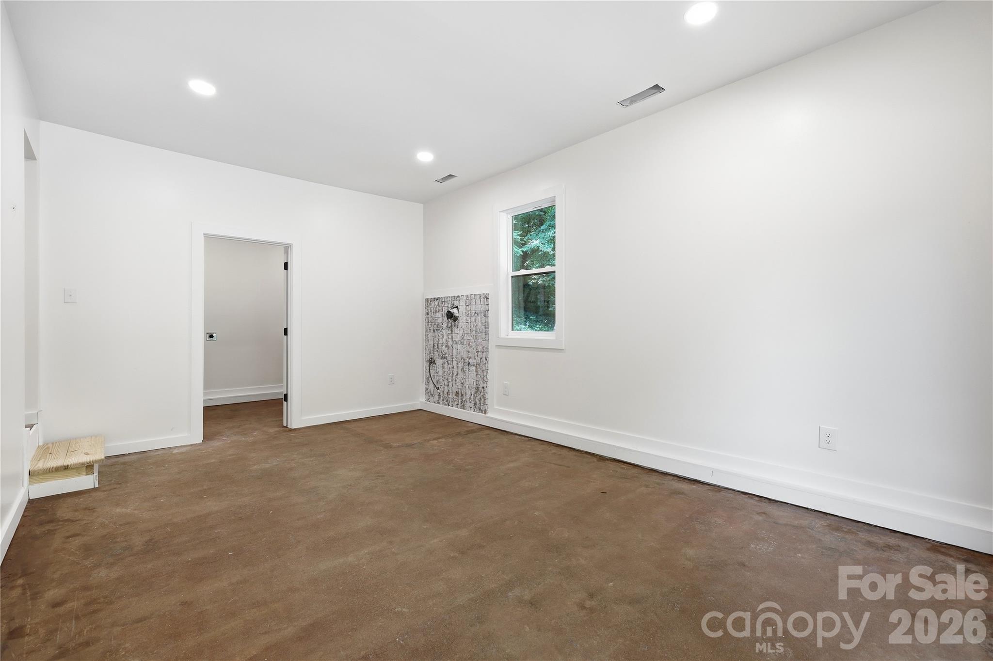 30 Top Of The Mountain Road Property Photo 15