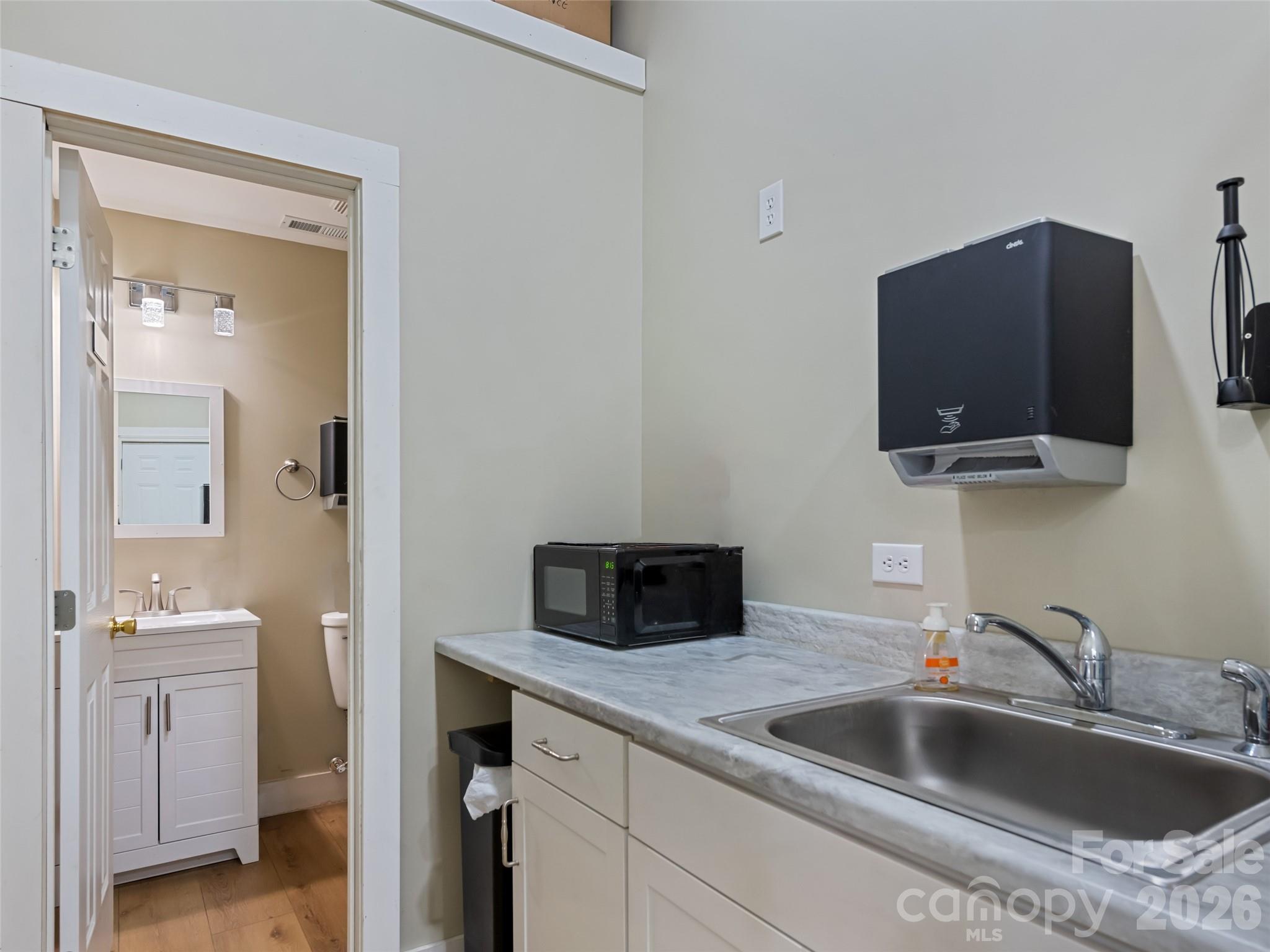 2466 Dellwood Road Property Photo 22