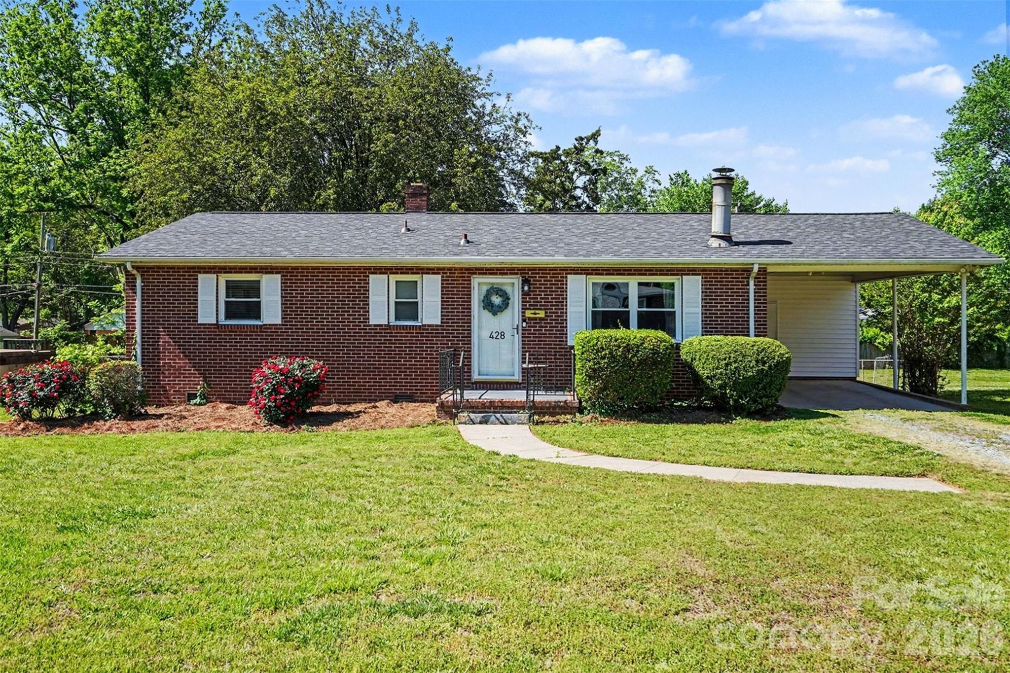 428 Frank Drive Property Photo 1