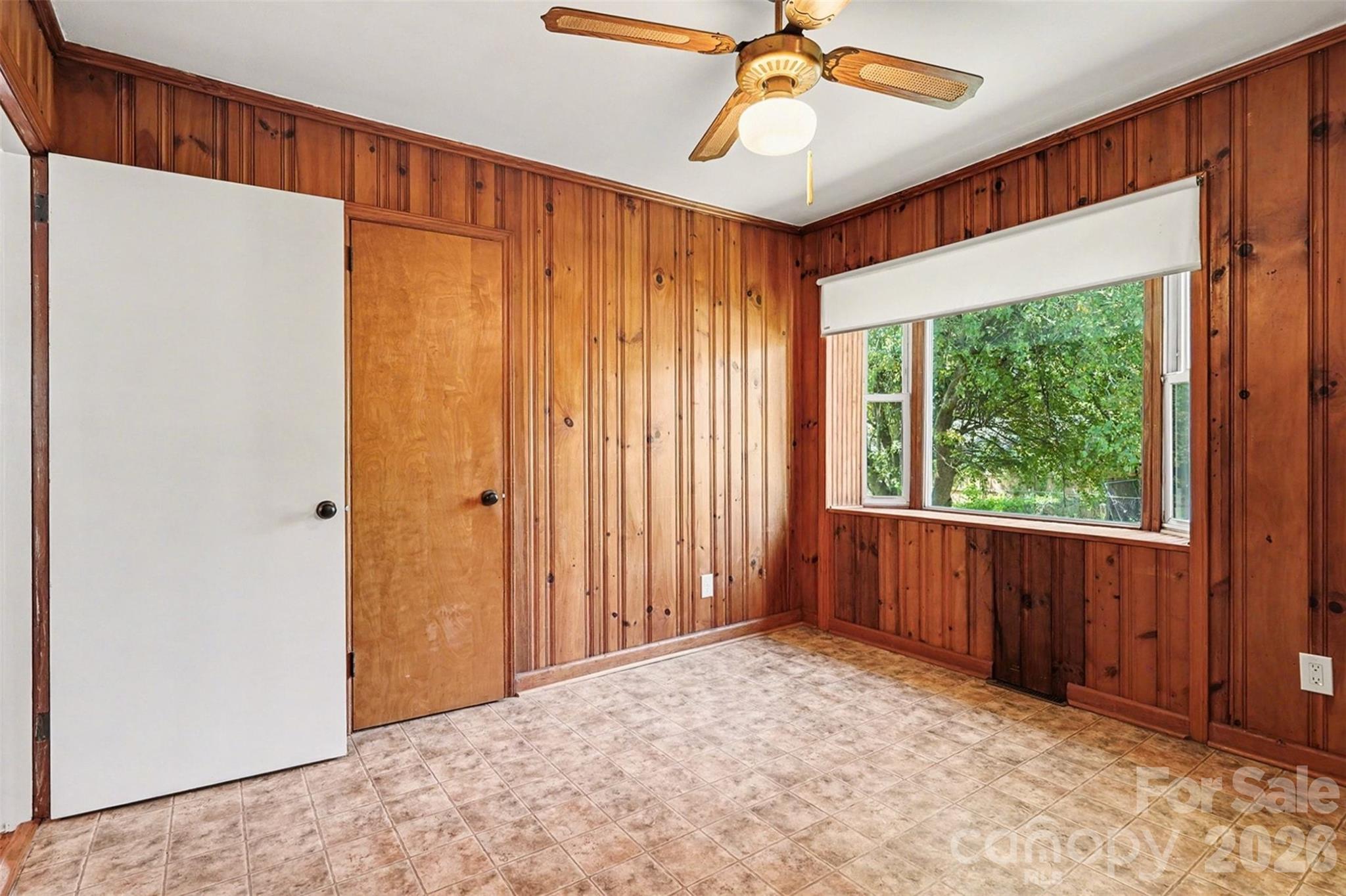 428 Frank Drive Property Photo 13