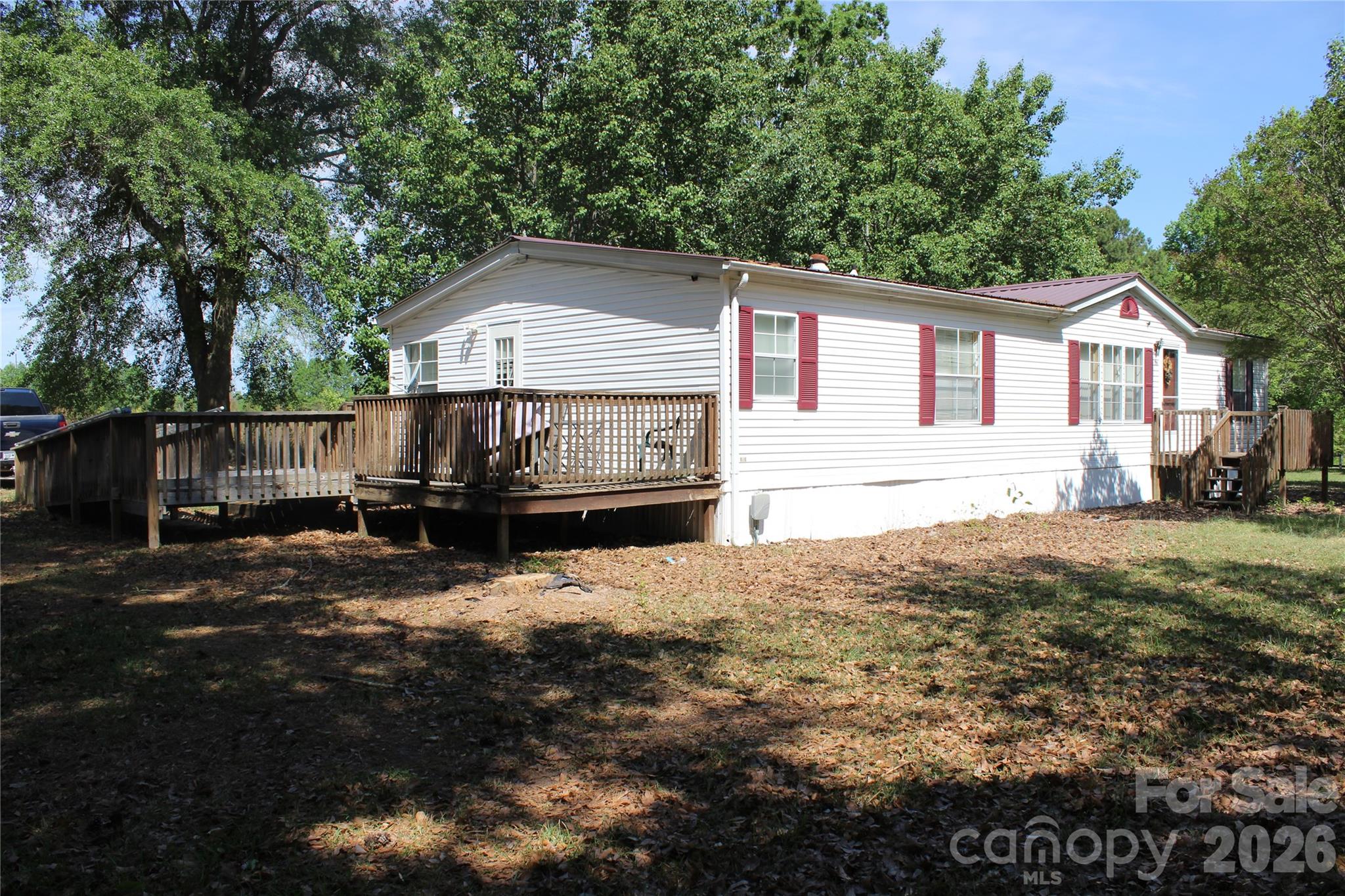 249 J L Green Lane Property Photo 6