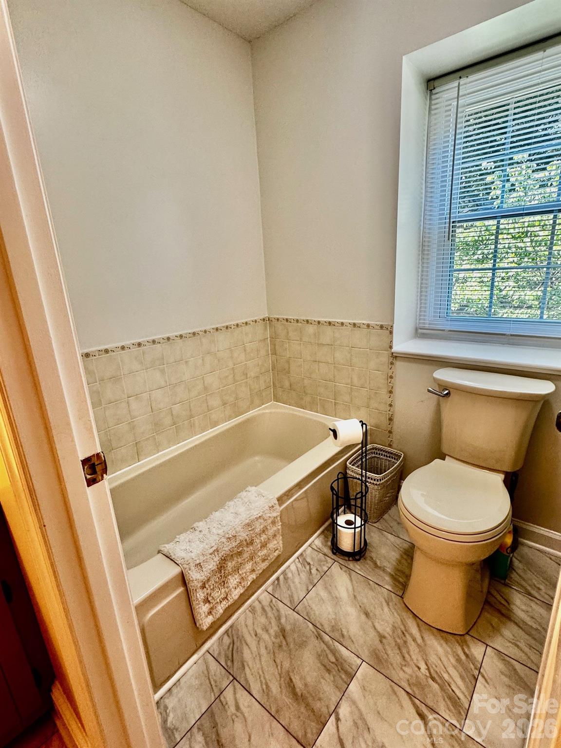 204 Brentwood Drive Property Photo 15