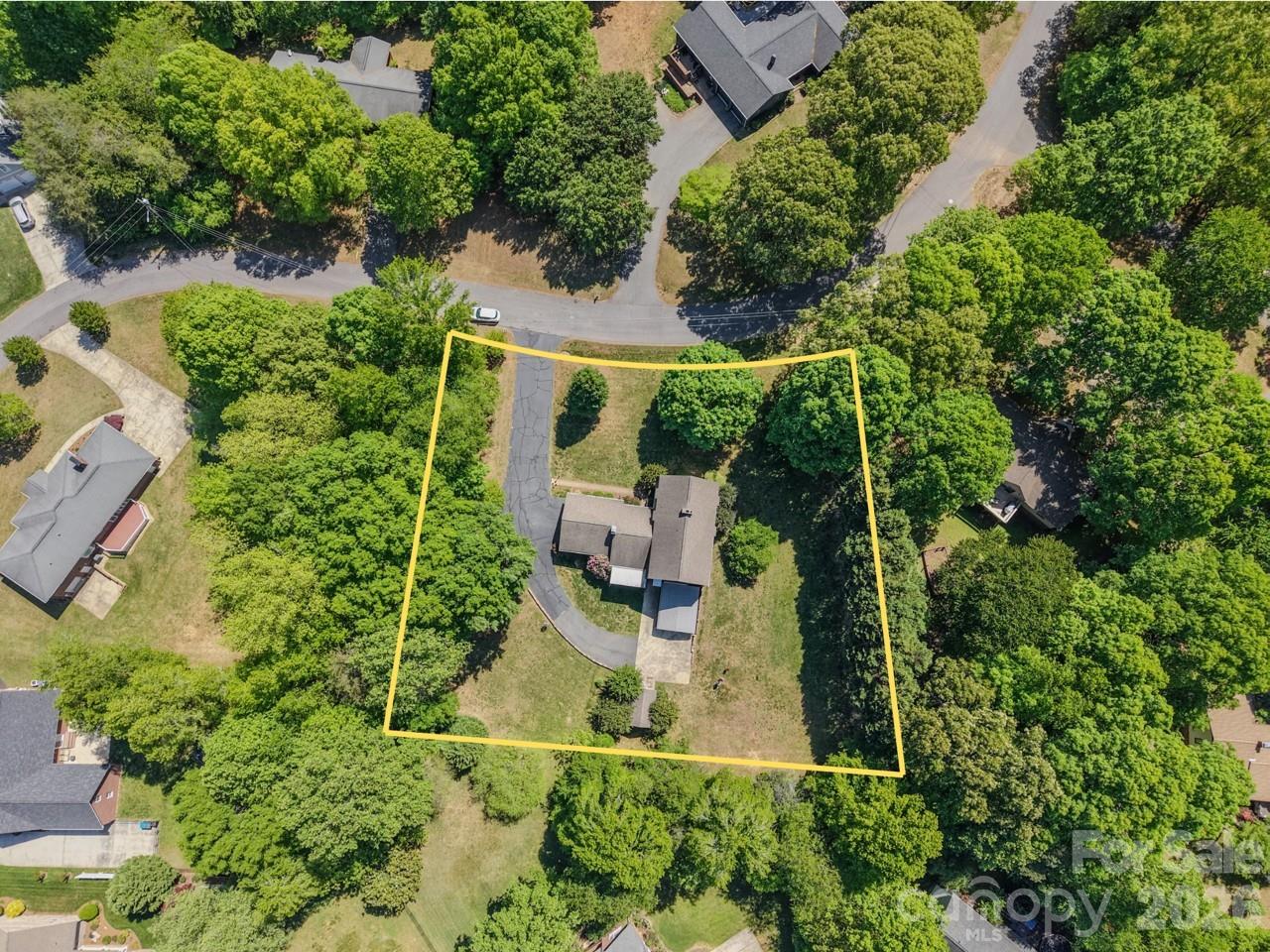 204 Brentwood Drive Property Photo 29