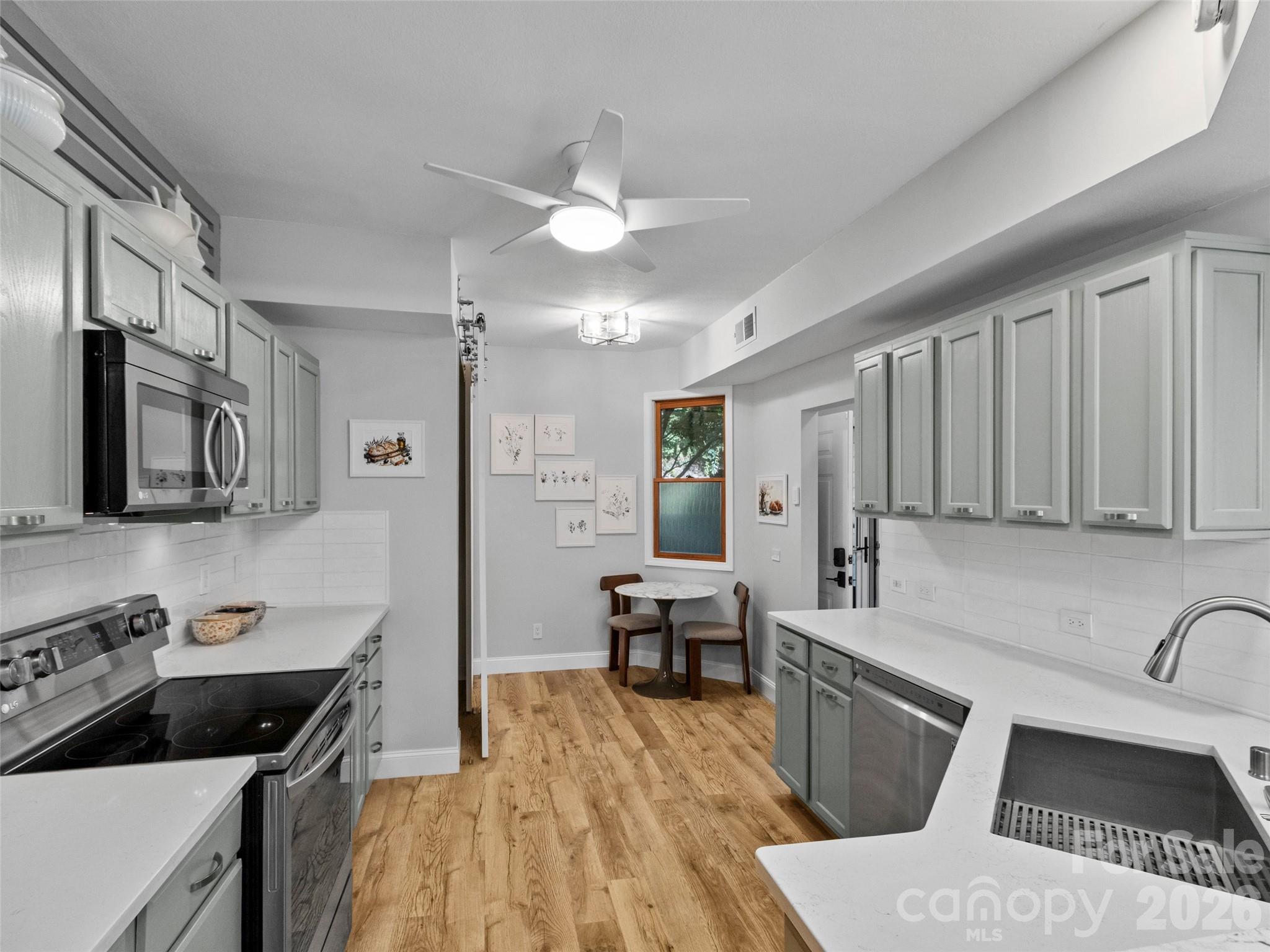 220 Stoney Falls Loop 1 B2 Property Photo 13