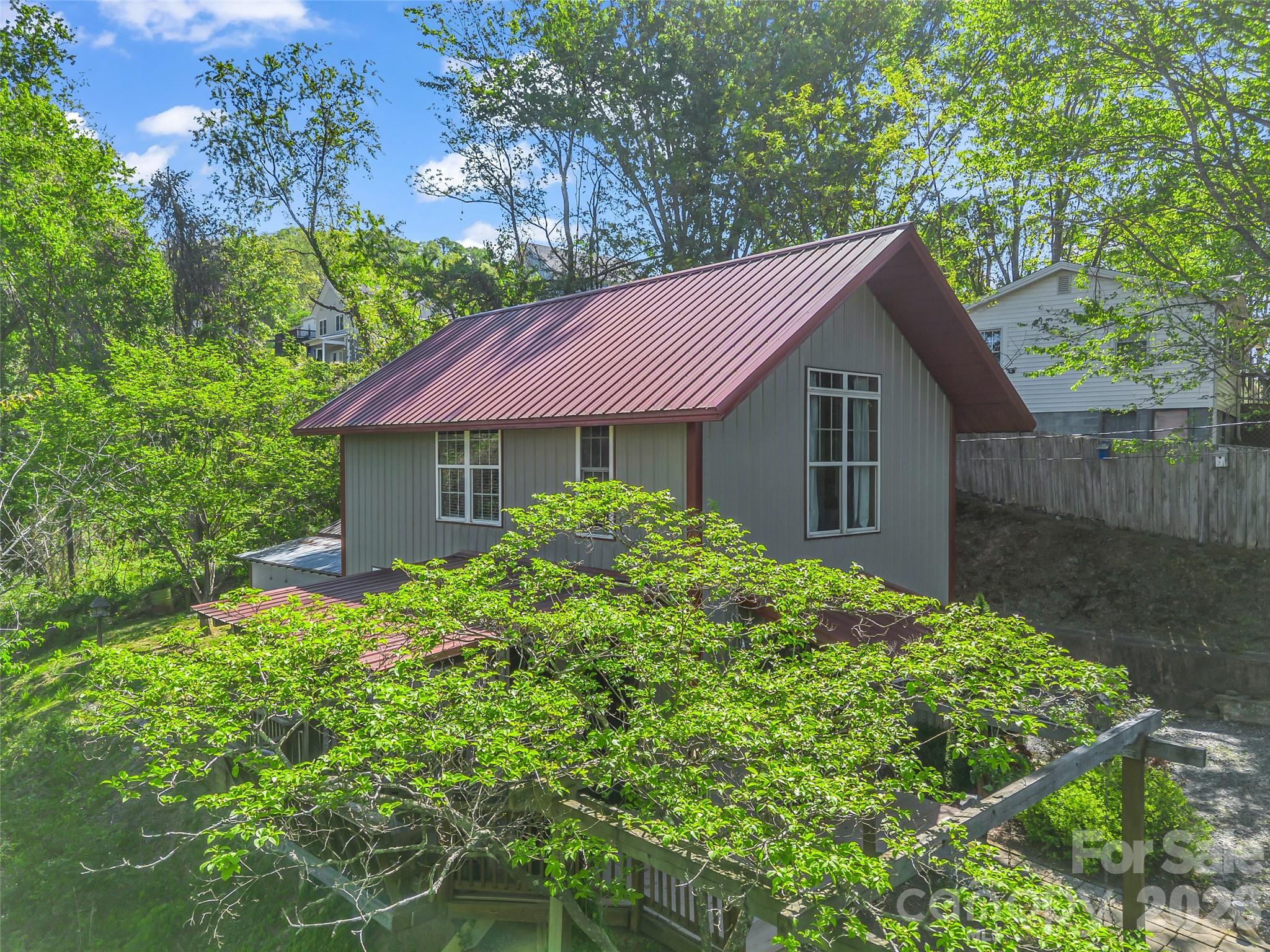3 Ravine Extension Property Photo 4