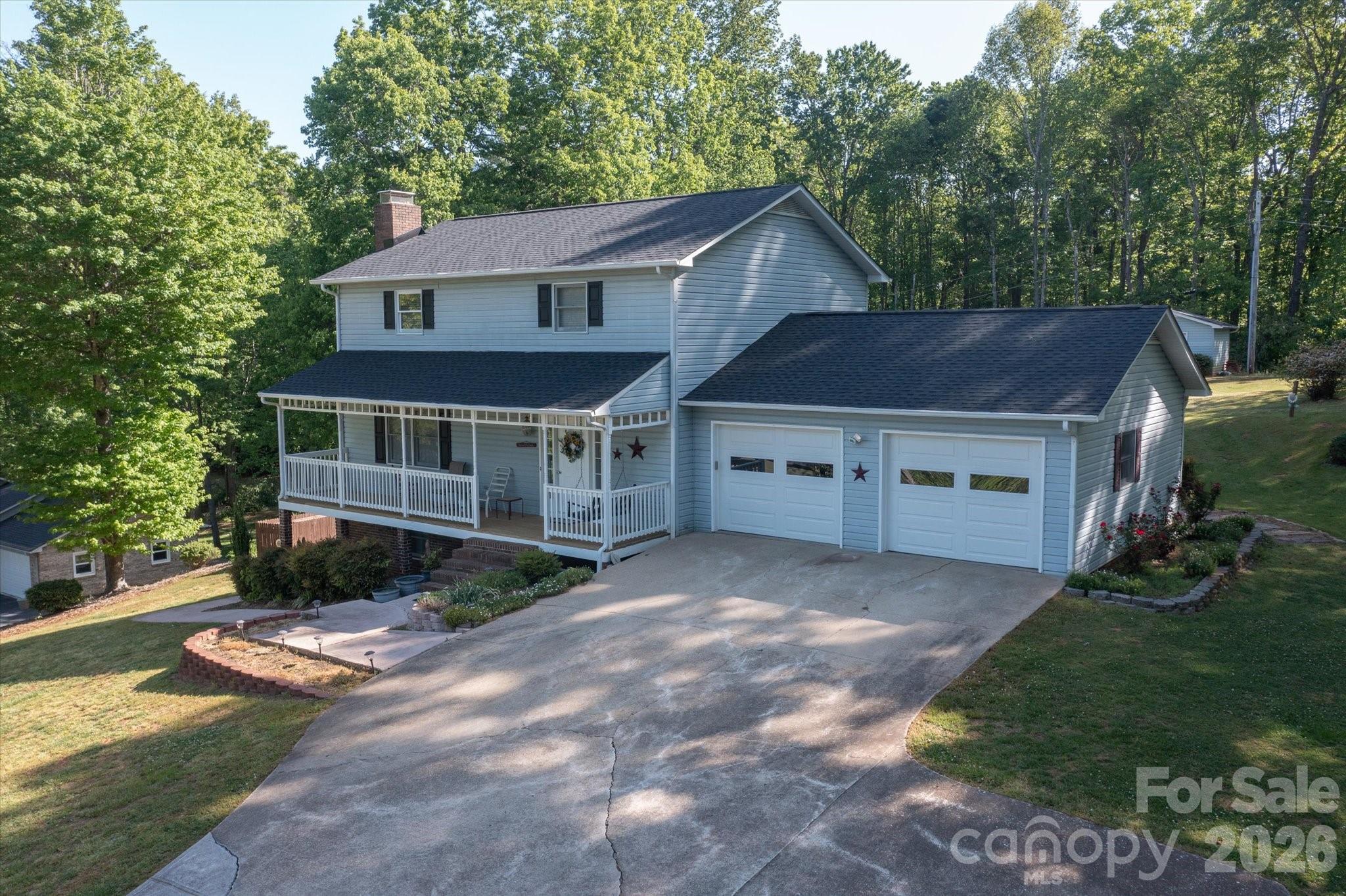 295 Cobblestone Drive Property Photo 1