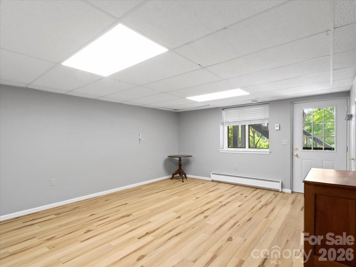 301 Robertson Street Property Photo 29