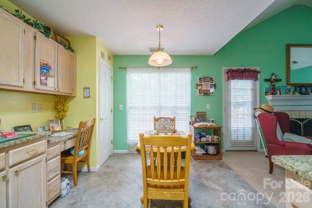 1236 Midlake Road Property Photo 6