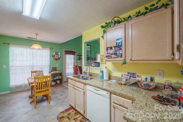 1236 Midlake Road Property Photo 8