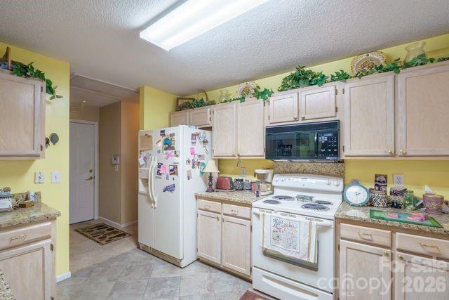 1236 Midlake Road Property Photo 10