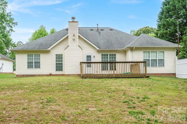 1236 Midlake Road Property Photo 28