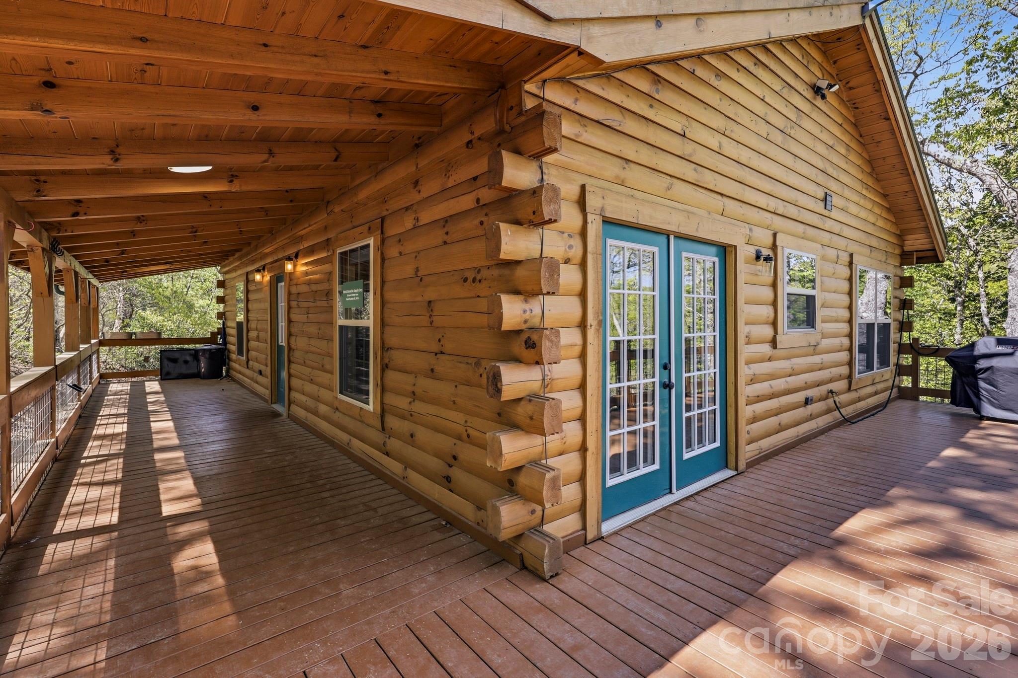 20 Laurel Cottage Lane Property Photo 6