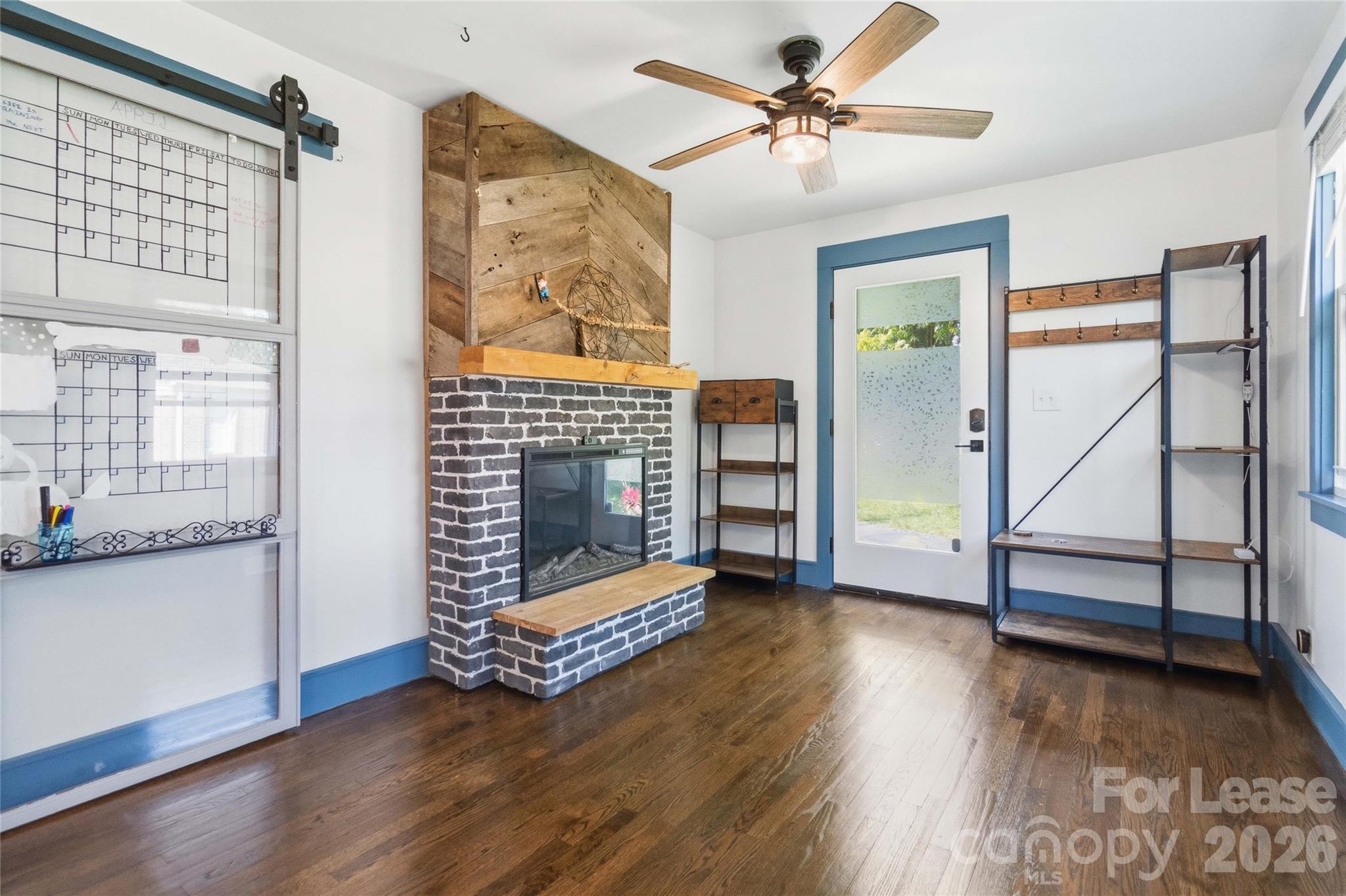 20618 Cornelius Court Property Photo 4