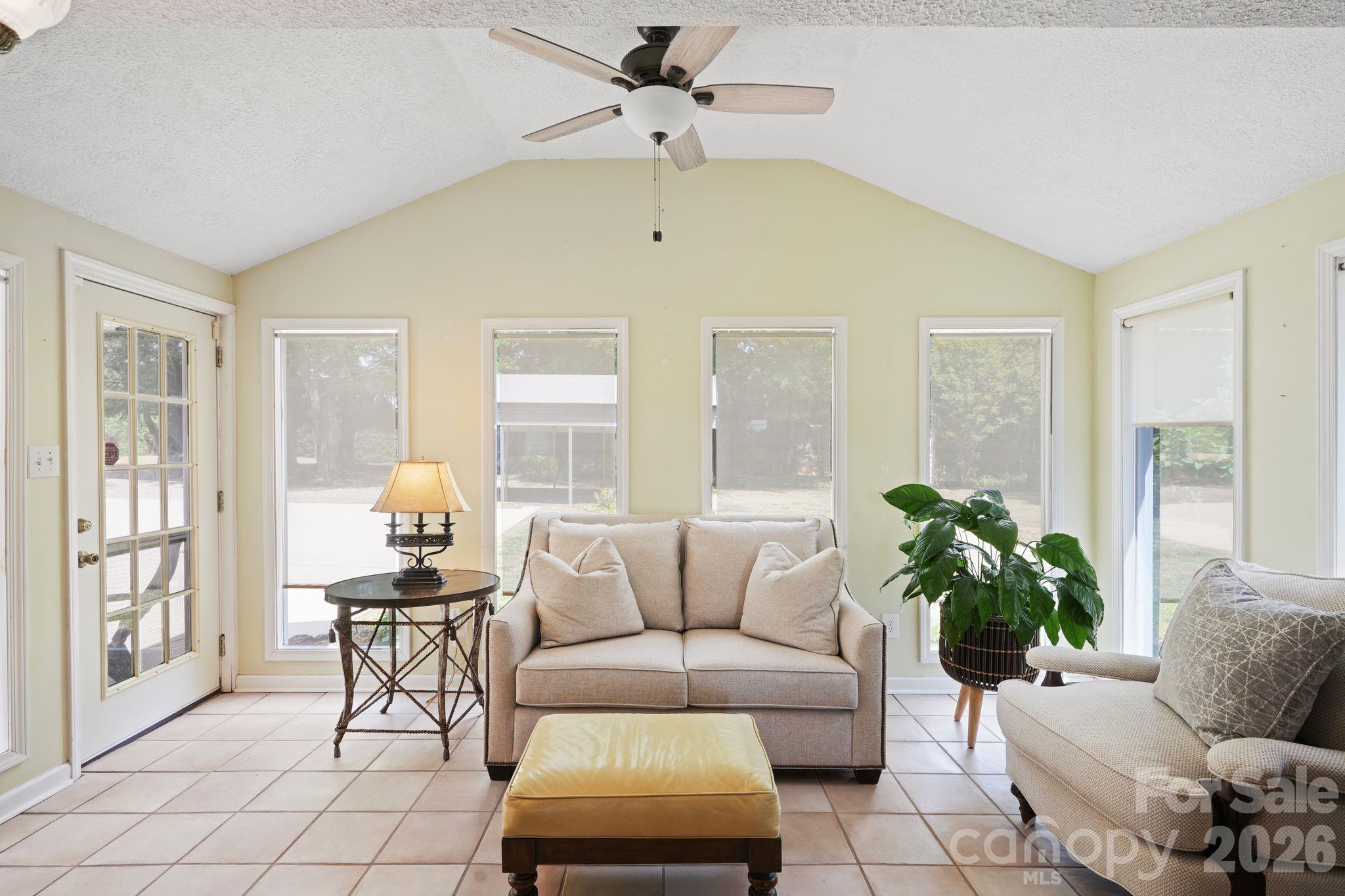 3328 Sulphur Springs Road Property Photo 28