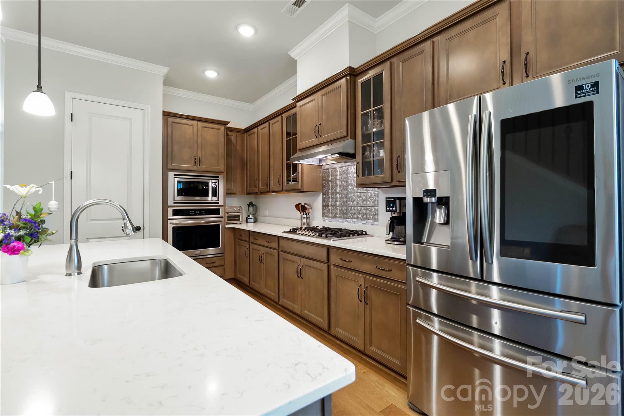 1124 Greenbridge Drive Property Photo 7