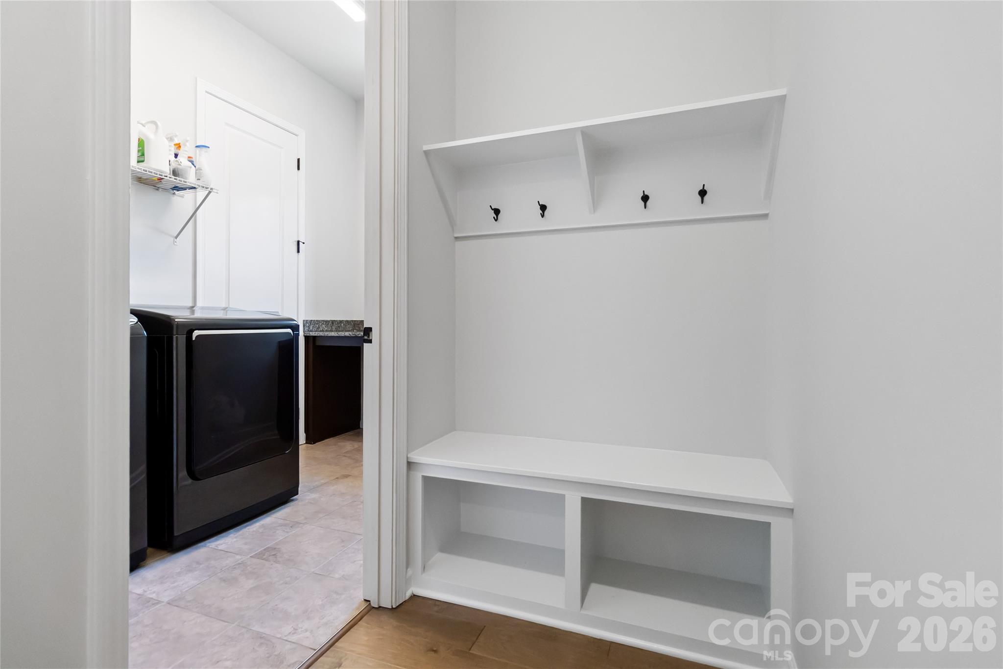 1124 Greenbridge Drive Property Photo 18