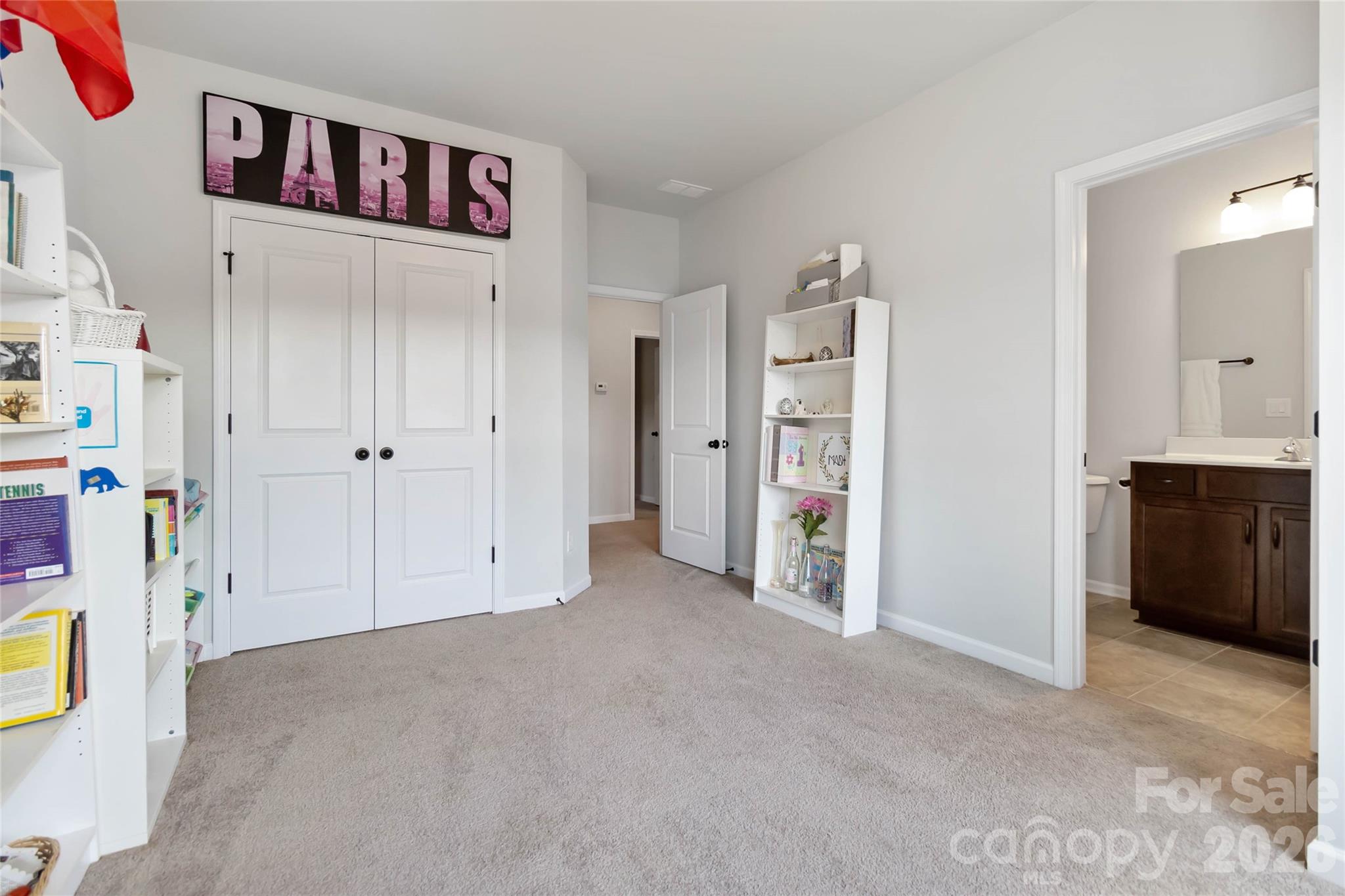 1124 Greenbridge Drive Property Photo 24