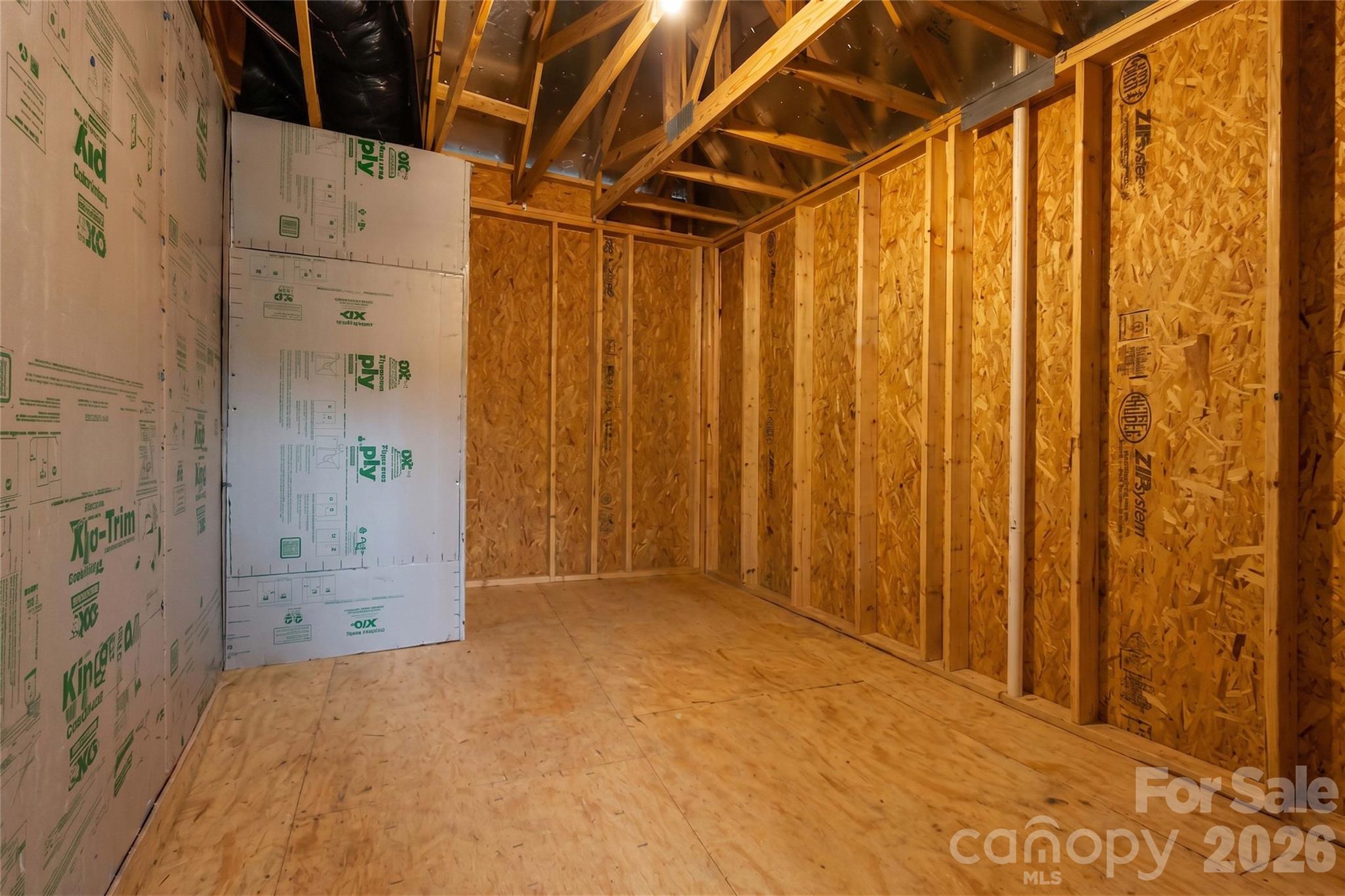 1124 Greenbridge Drive Property Photo 26