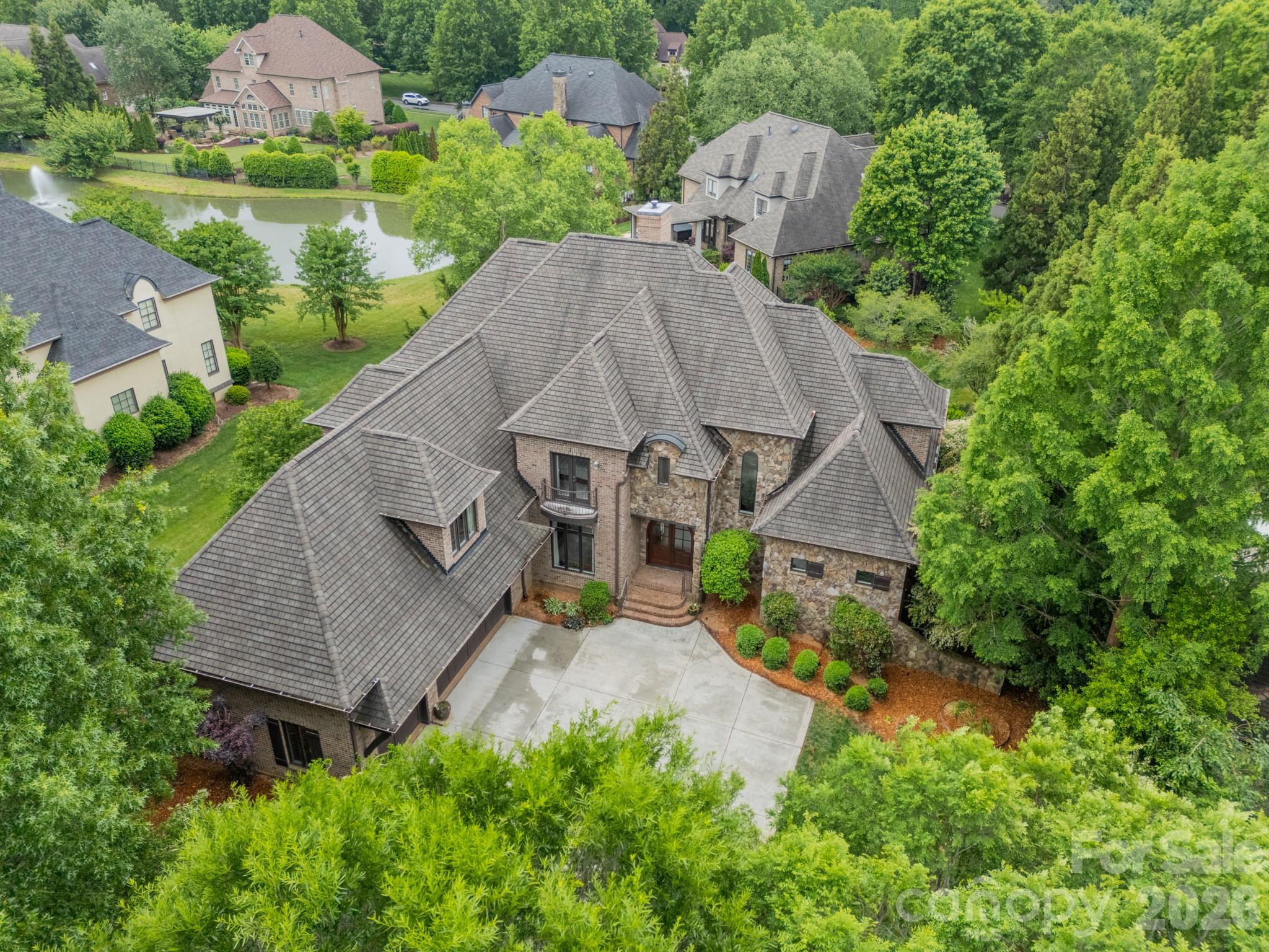 602 Beauhaven Lane Property Photo 4