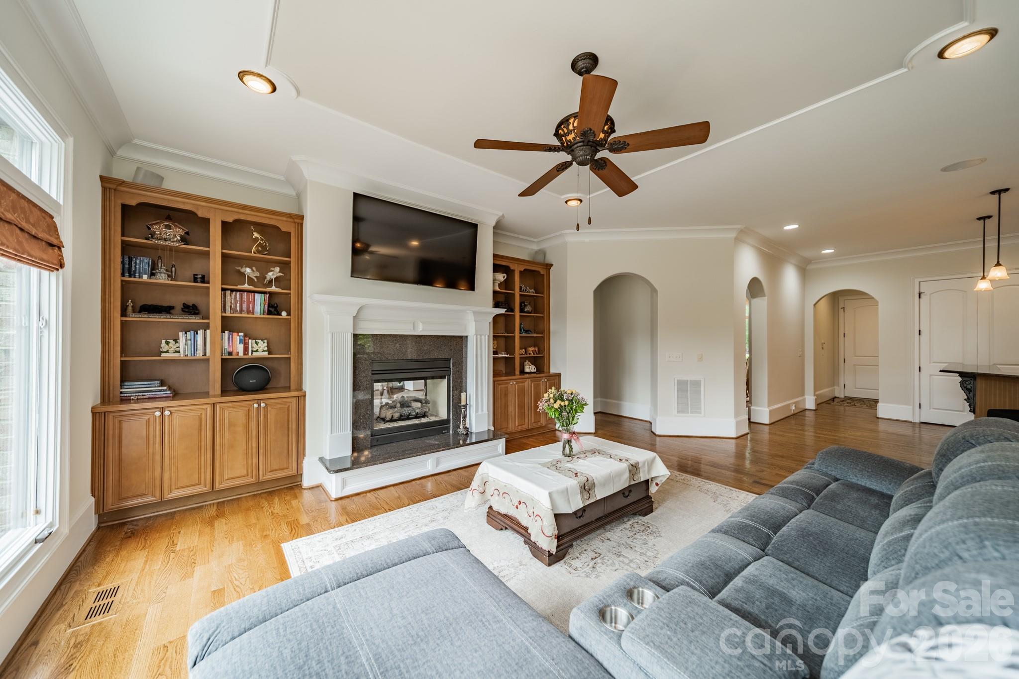 602 Beauhaven Lane Property Photo 18
