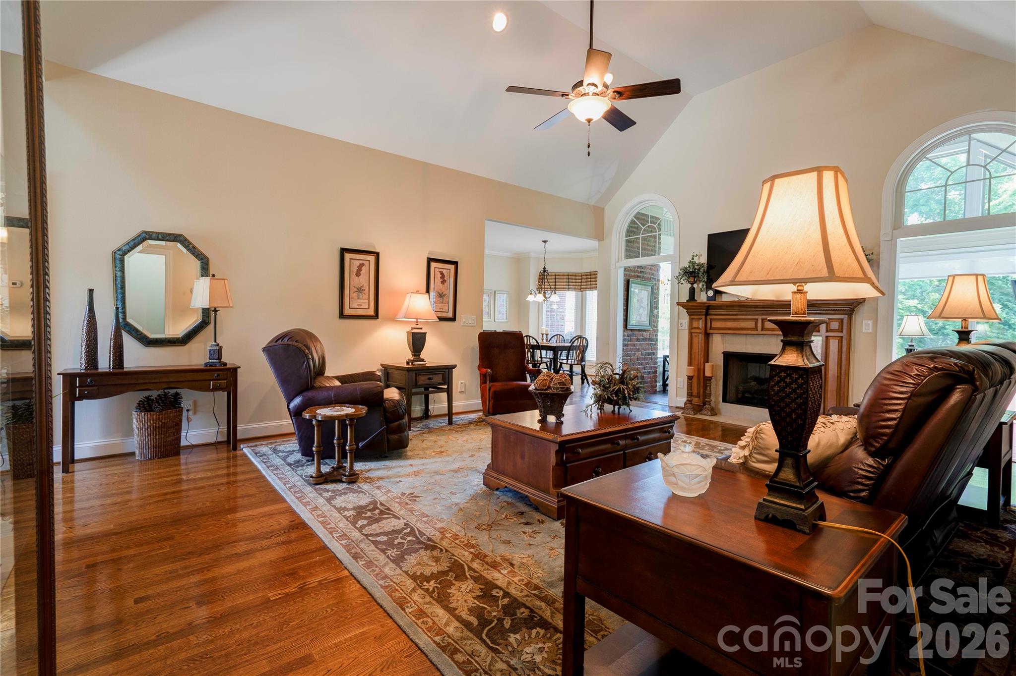 207 Cross Creek Drive Property Photo 11