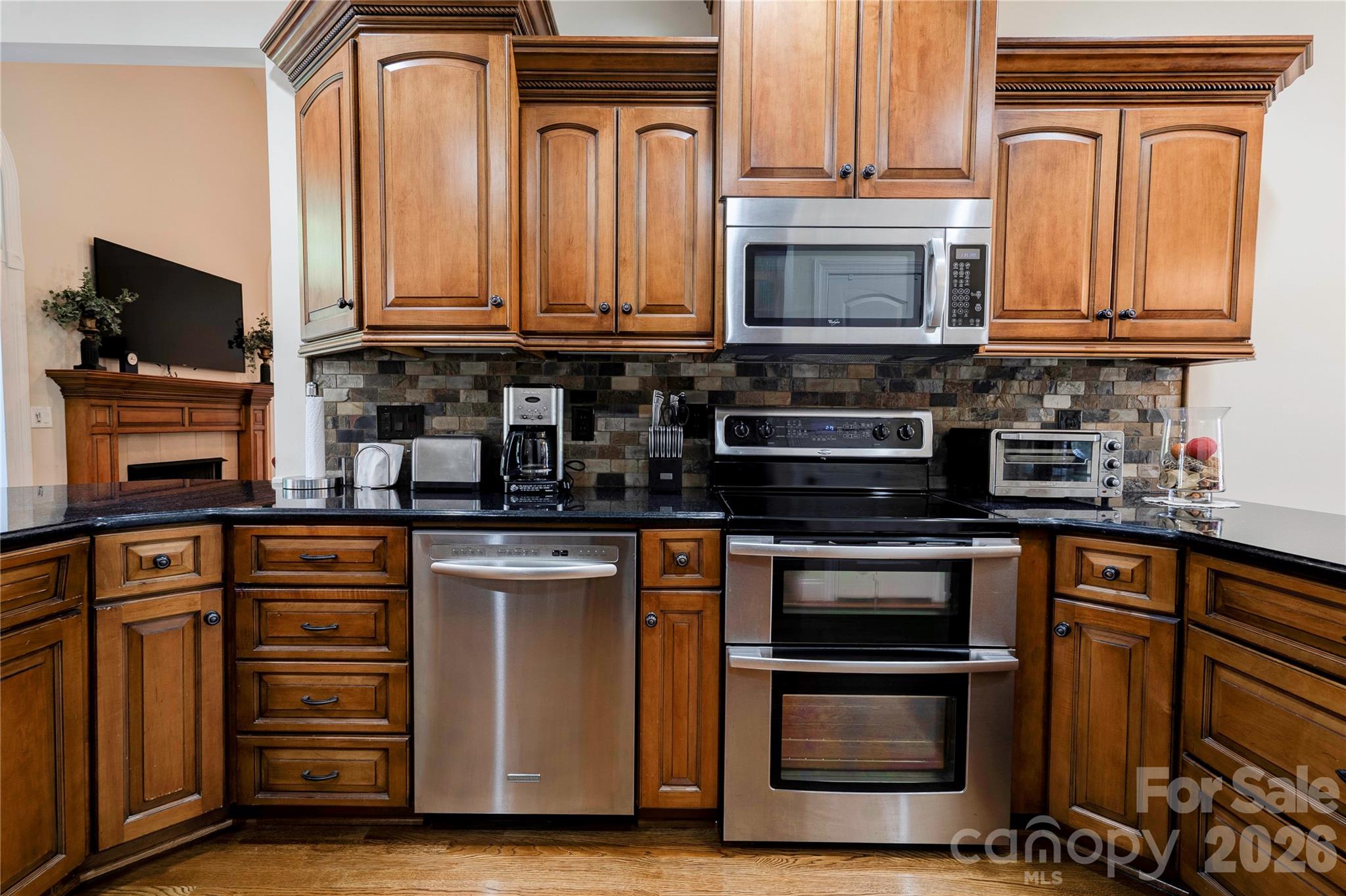 207 Cross Creek Drive Property Photo 15