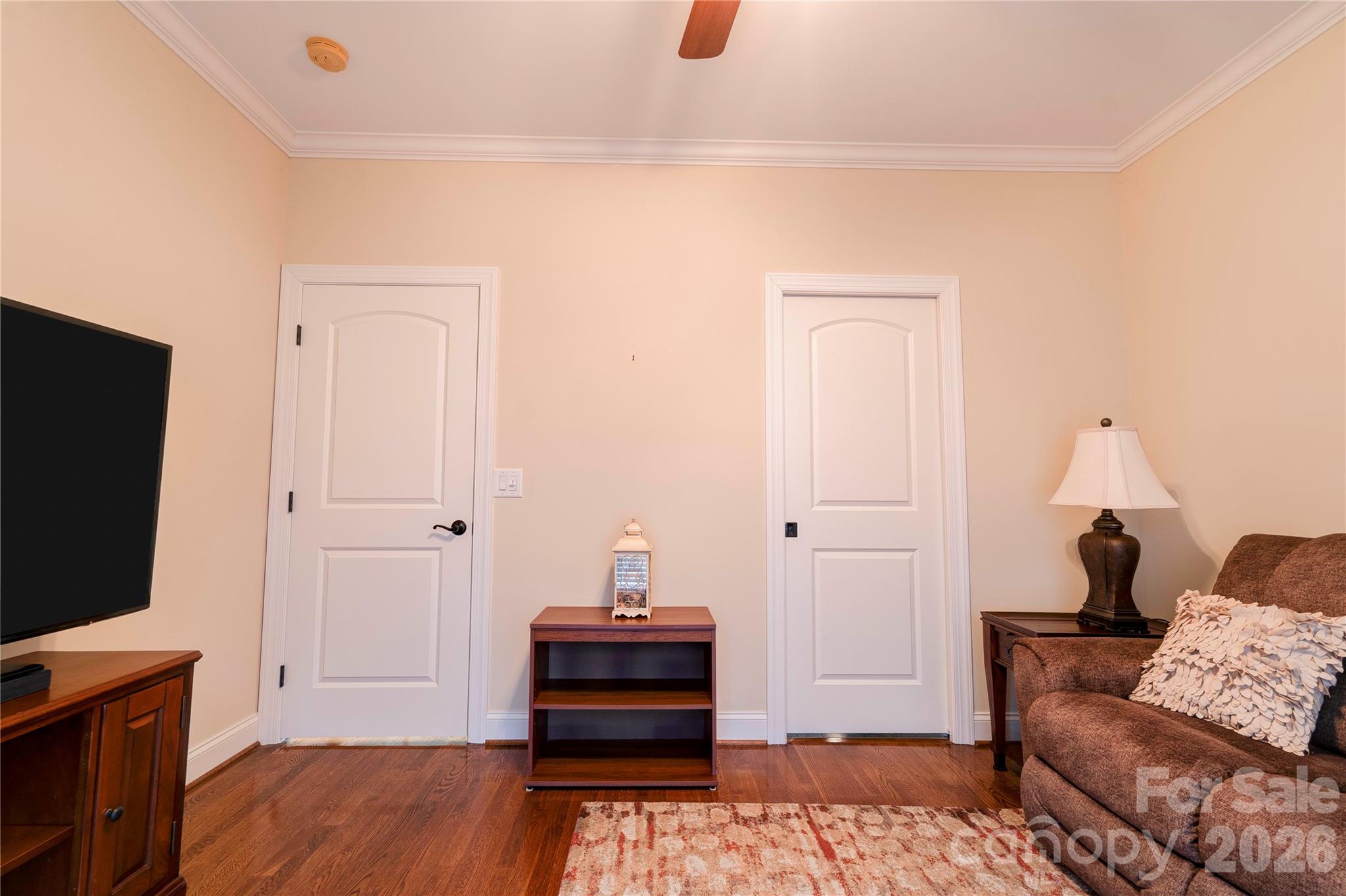 207 Cross Creek Drive Property Photo 33