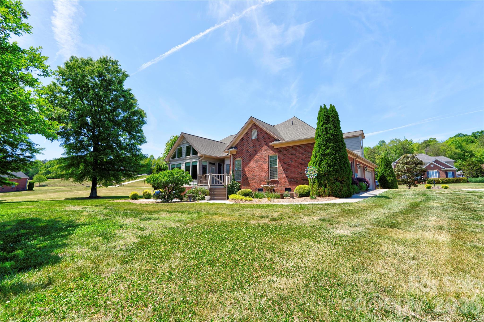 207 Cross Creek Drive Property Photo 45