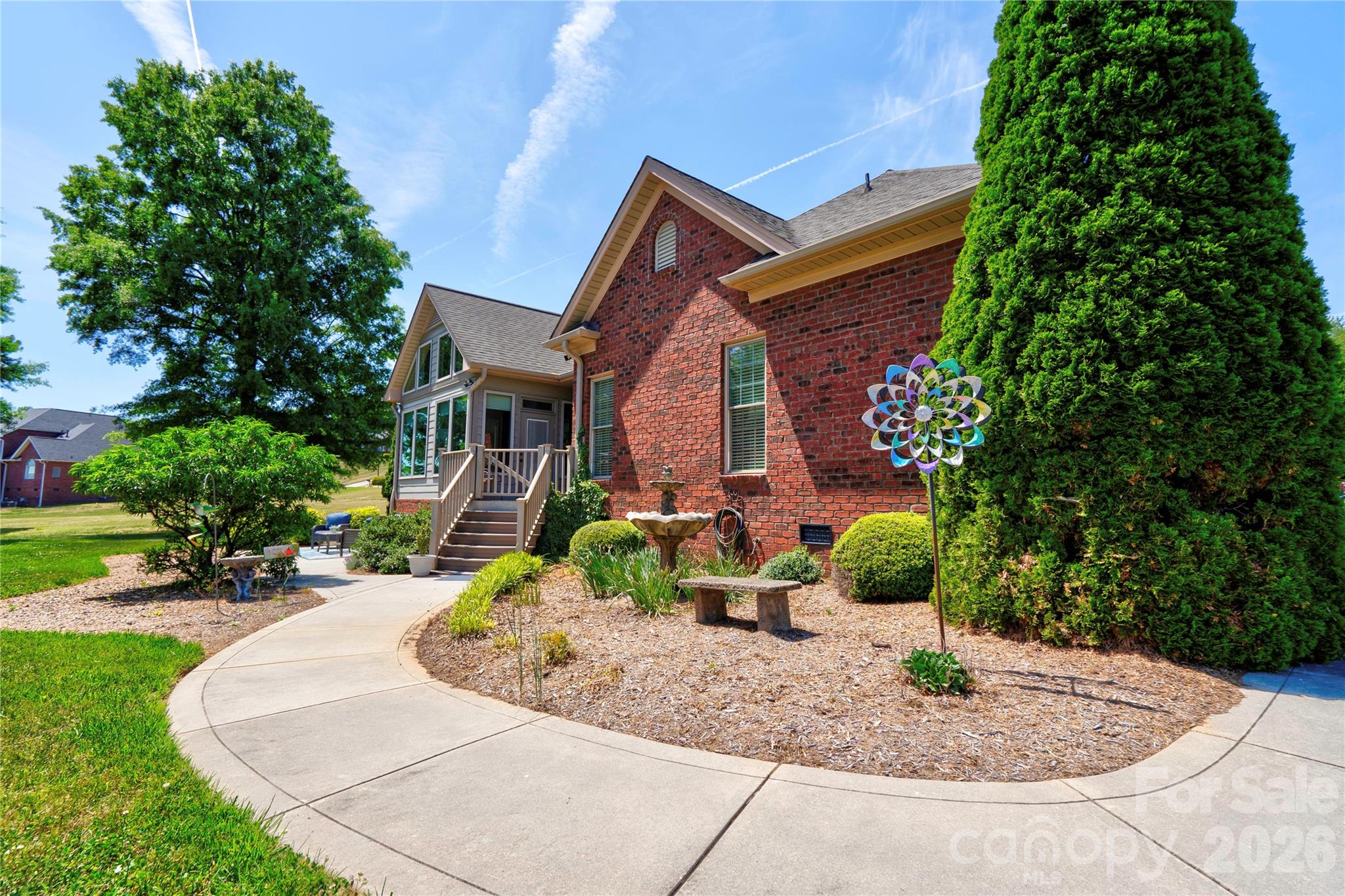 207 Cross Creek Drive Property Photo 47