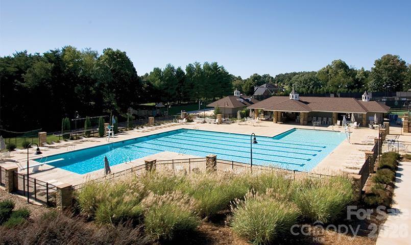 3764 Rock Bridge Drive 15 Property Photo 11