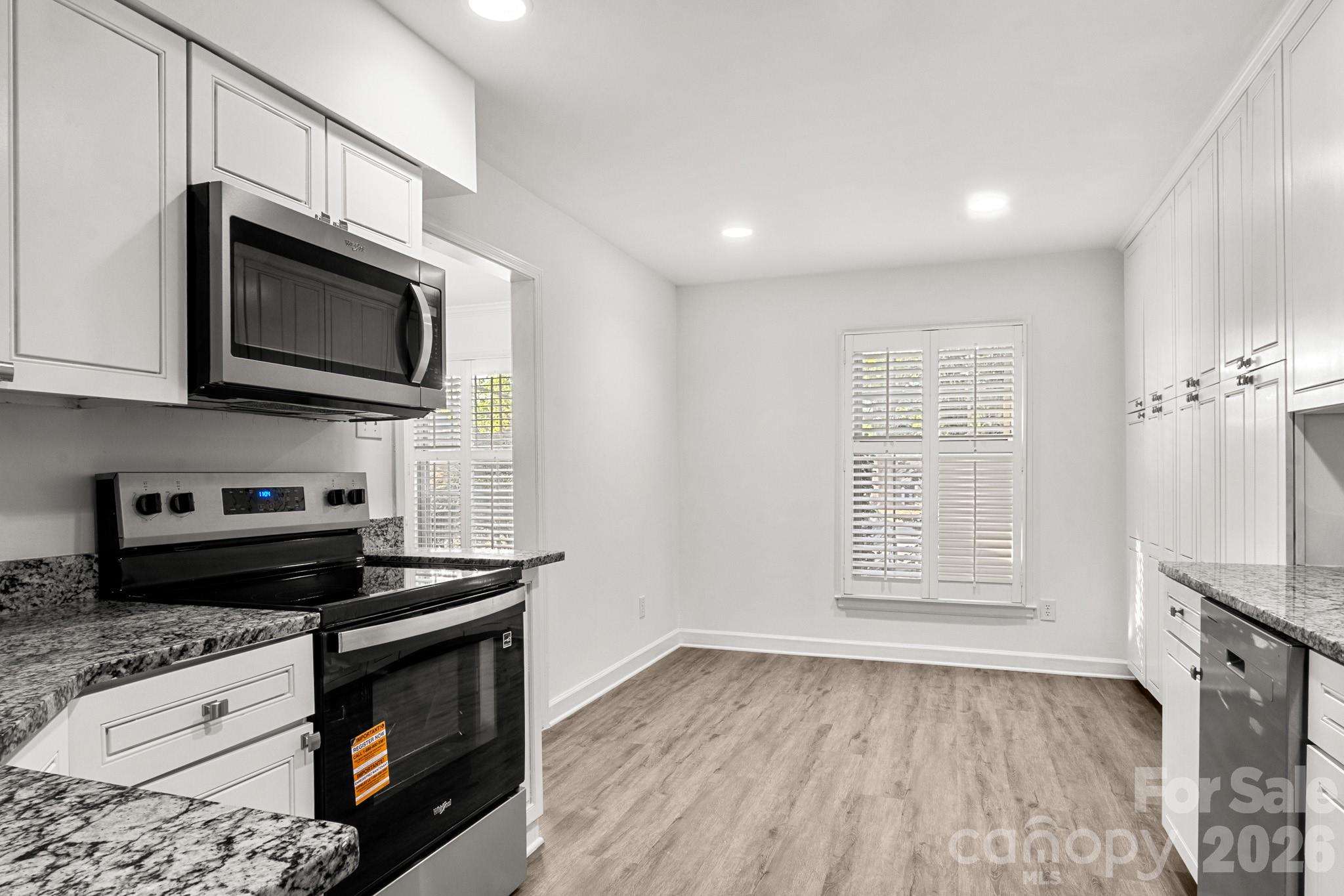 6748 Constitution Lane Property Photo 12