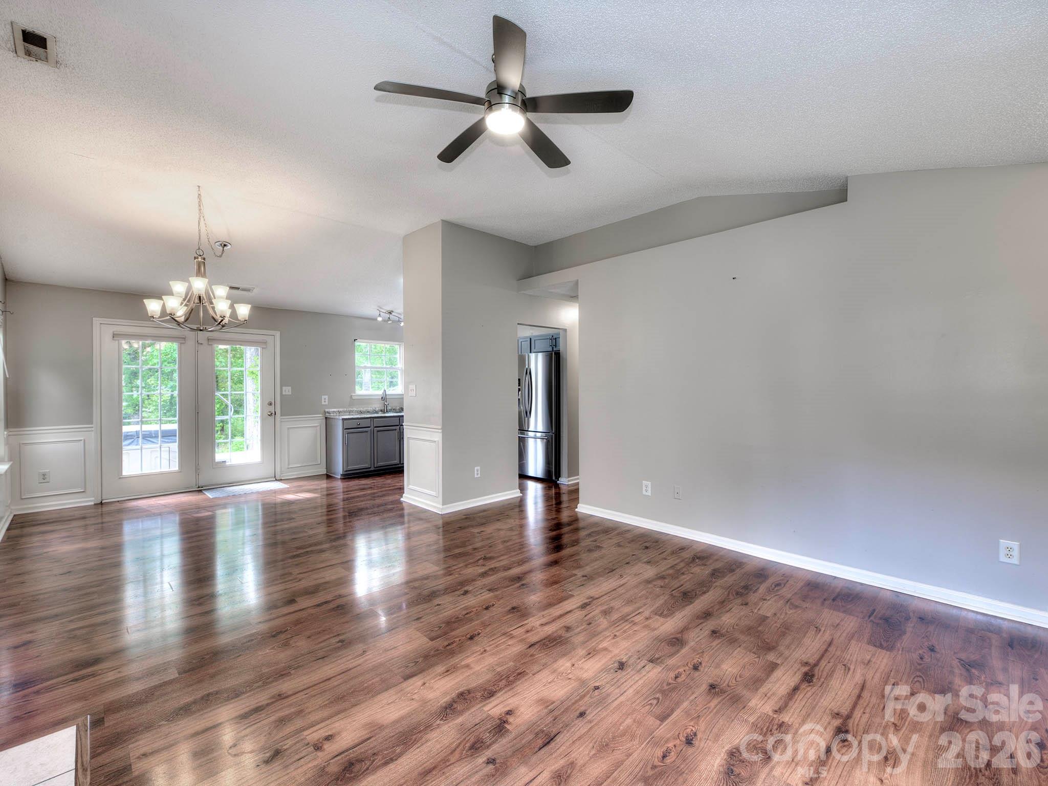 8110 Slickrock Circle Property Photo 9