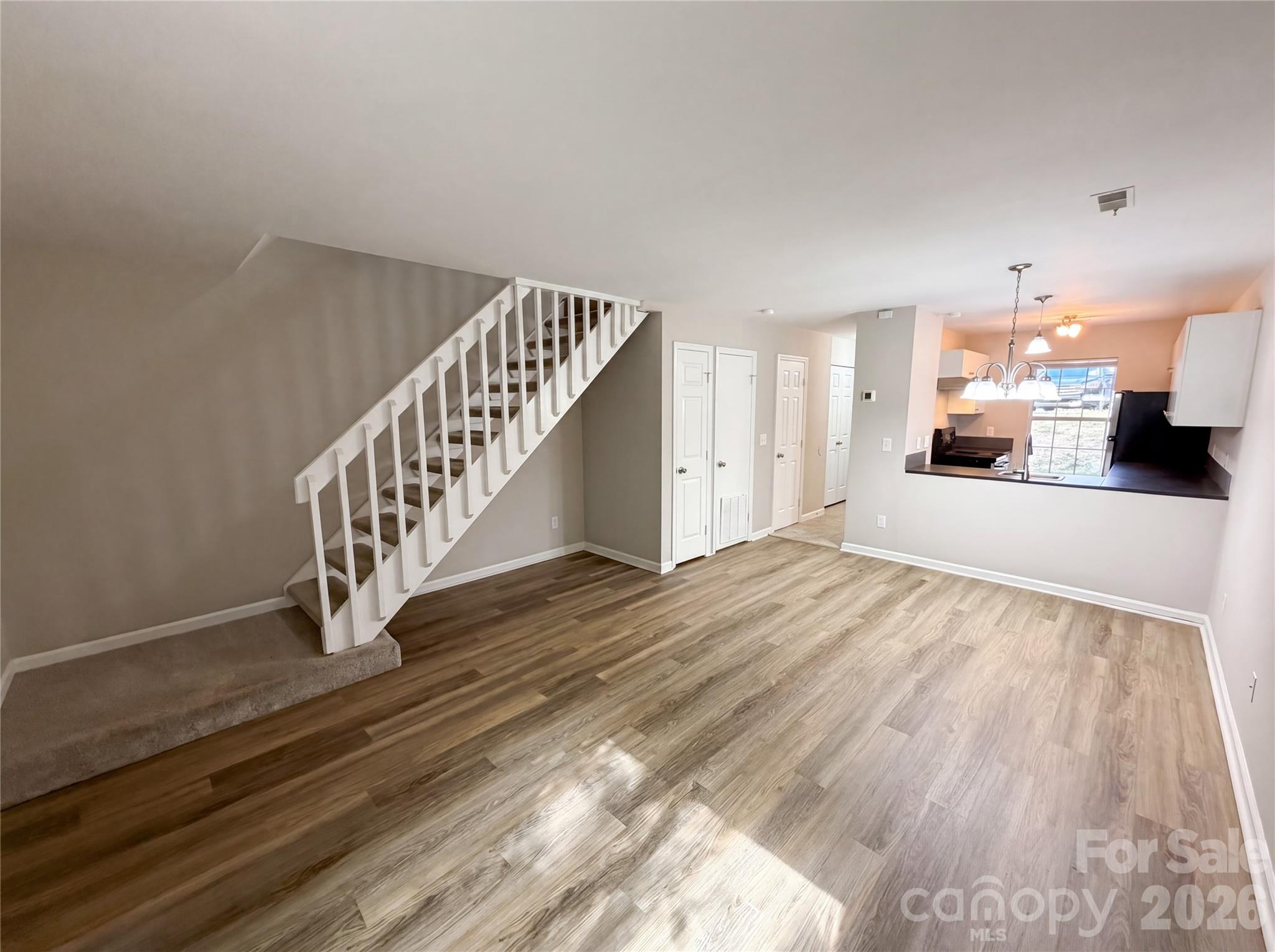 4037 Briarhill Drive Property Photo 12