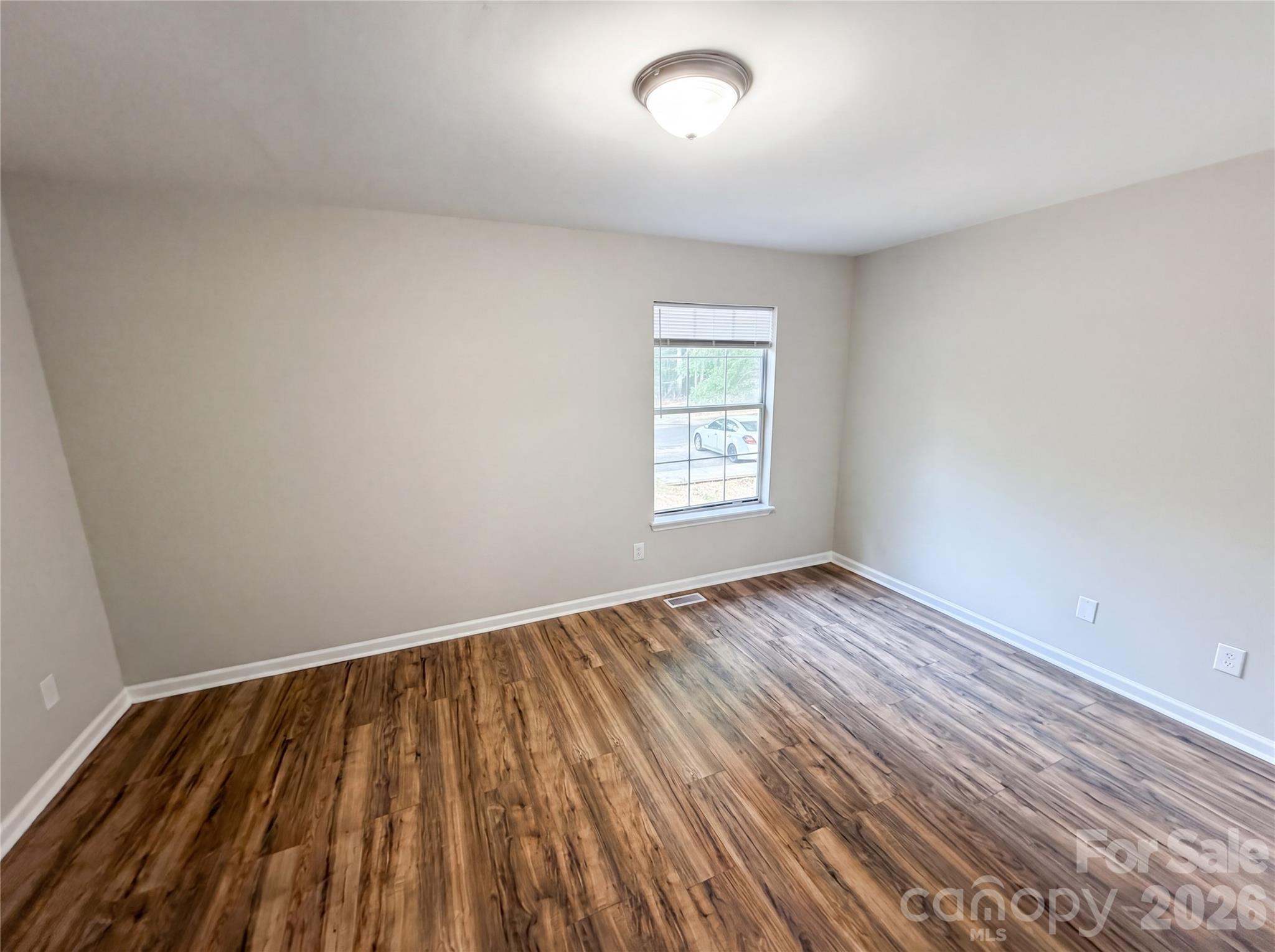 4037 Briarhill Drive Property Photo 14