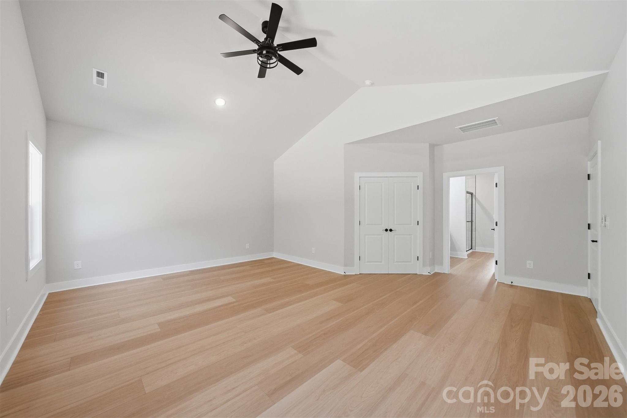 2430 Kimberly Avenue Property Photo 16