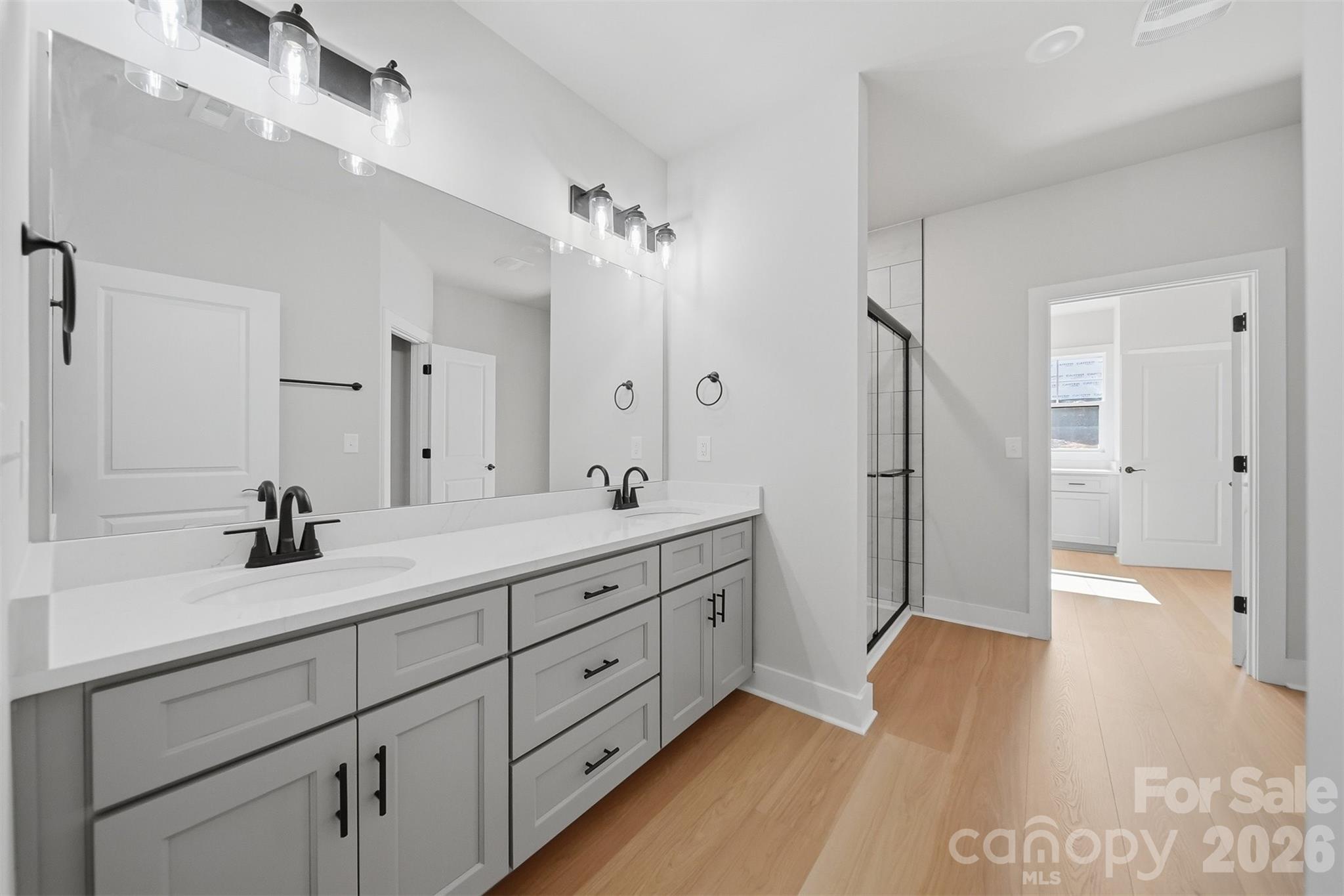 2430 Kimberly Avenue Property Photo 18