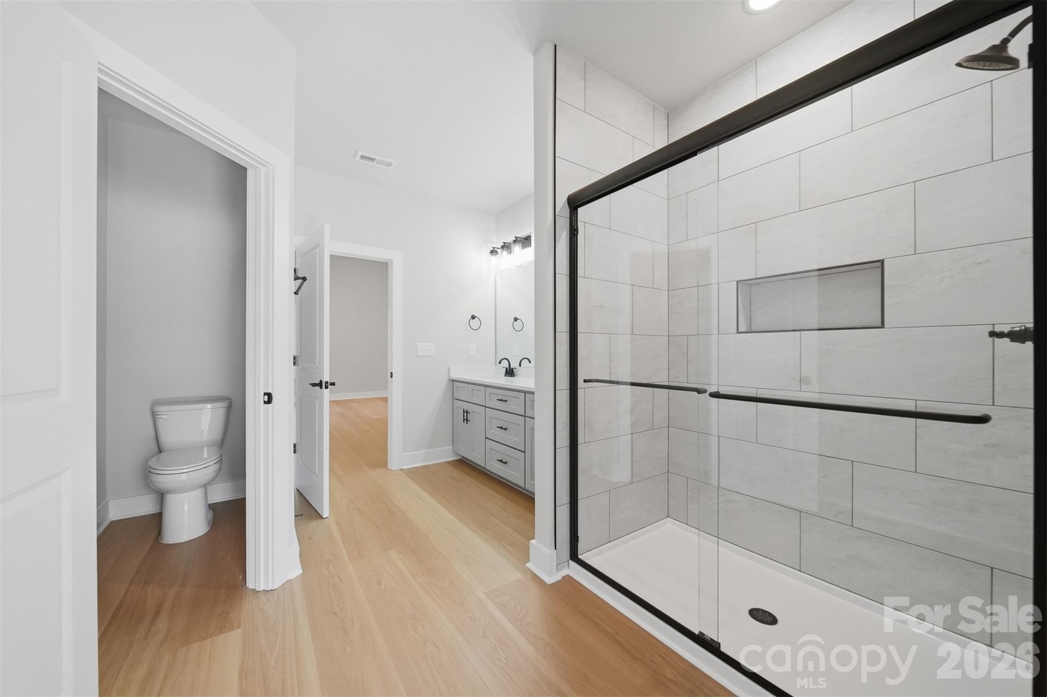 2430 Kimberly Avenue Property Photo 20