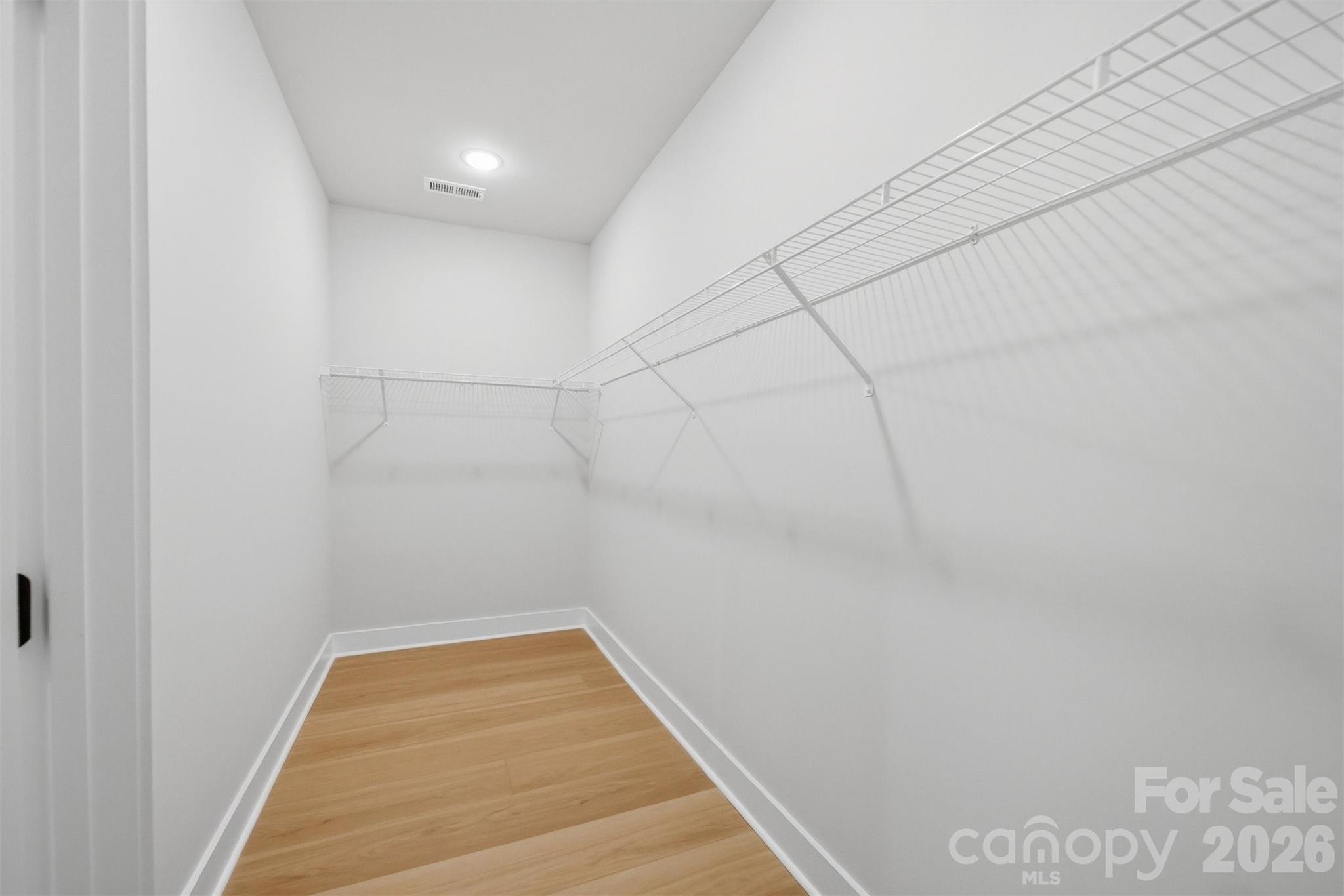 2430 Kimberly Avenue Property Photo 22
