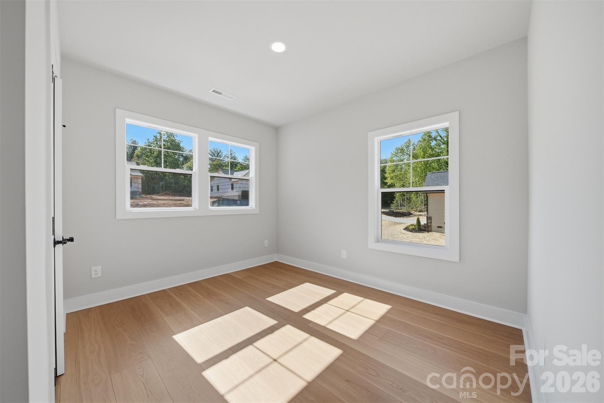 2430 Kimberly Avenue Property Photo 23