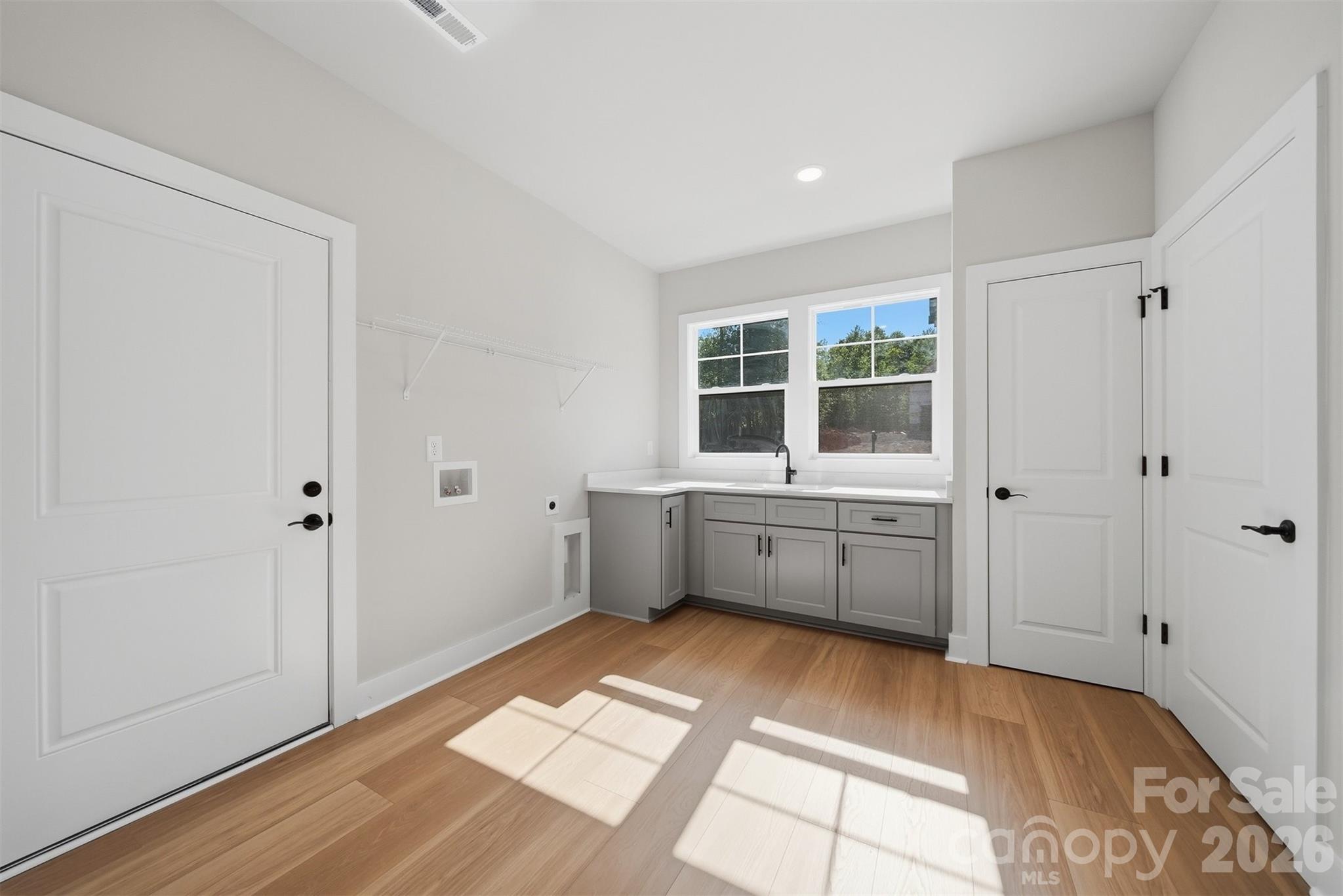 2430 Kimberly Avenue Property Photo 26