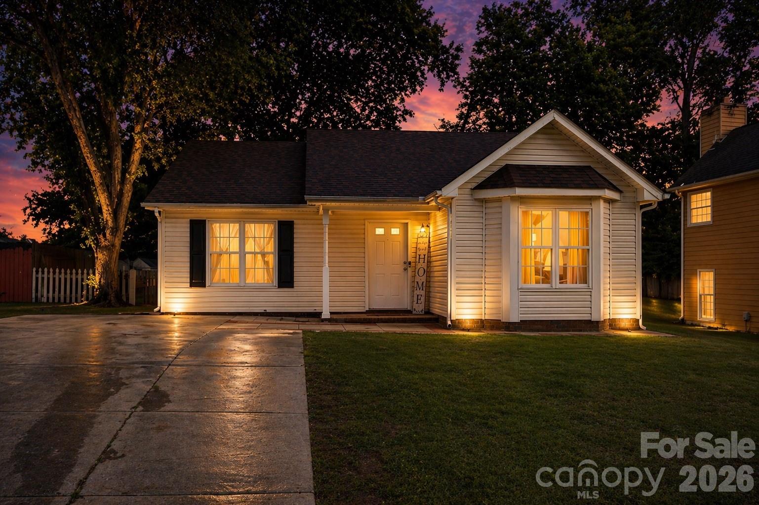 7442 Crestside Lane Property Photo 25